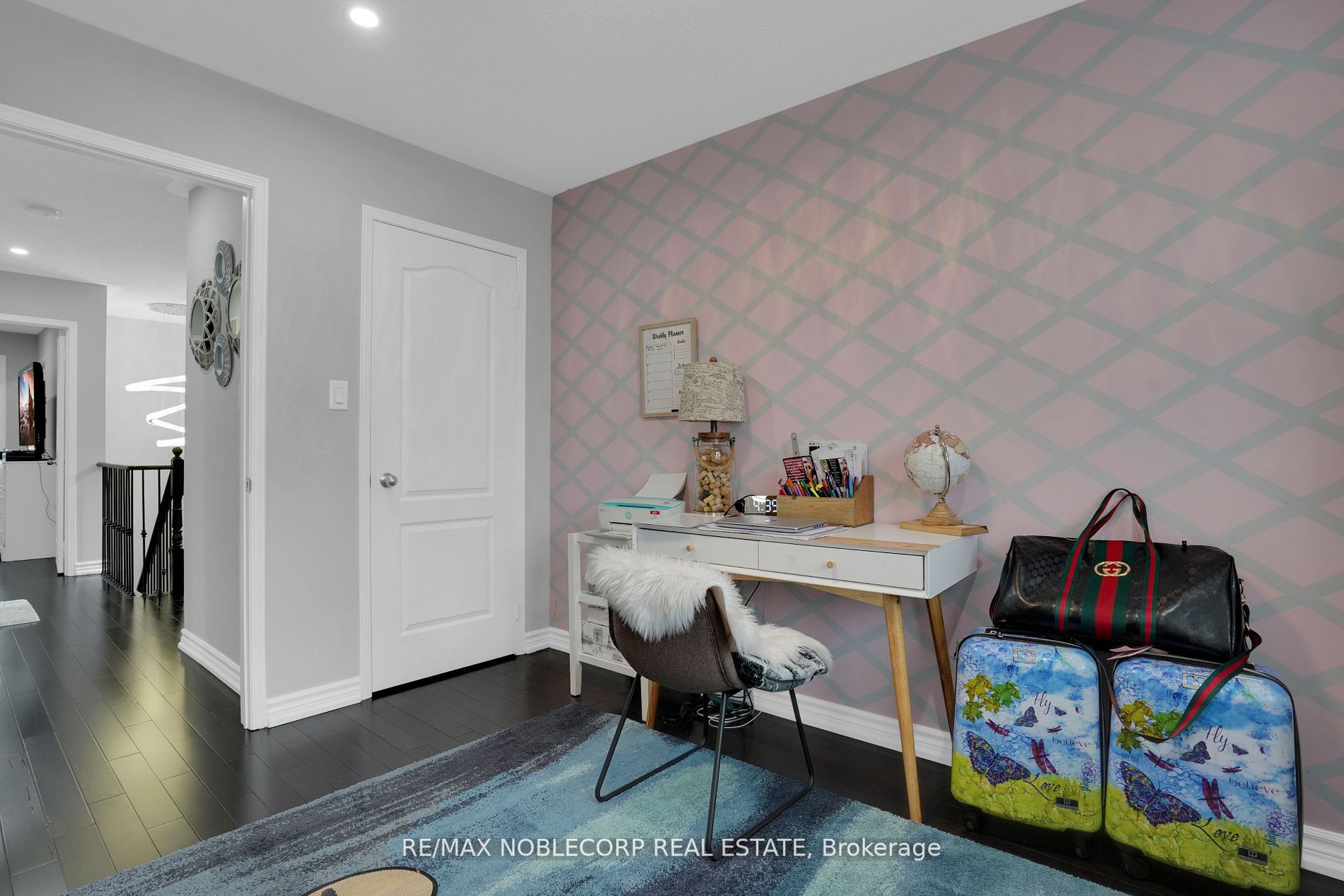 37 Napoleon Crescent