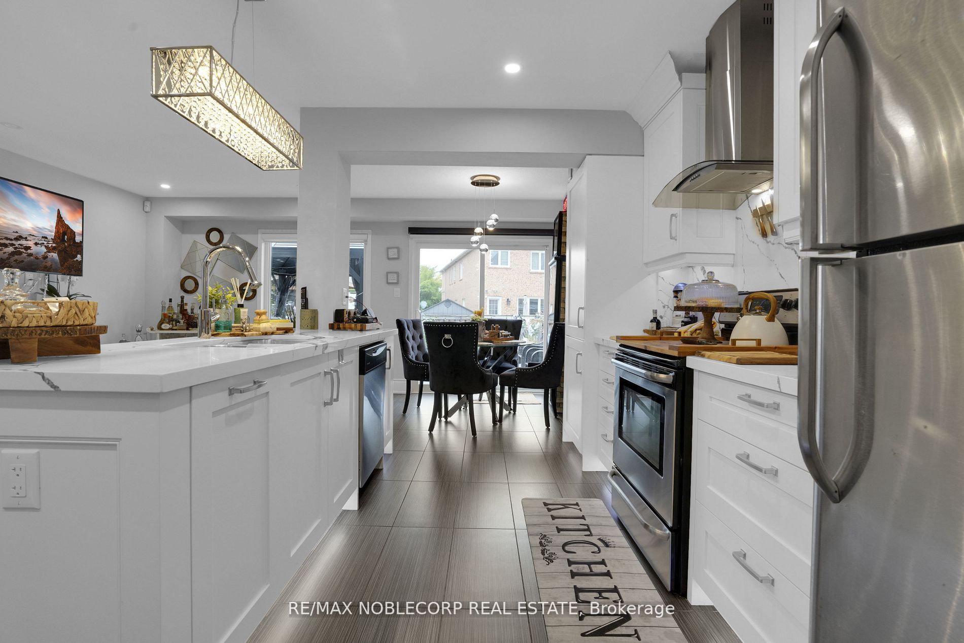 37 Napoleon Crescent