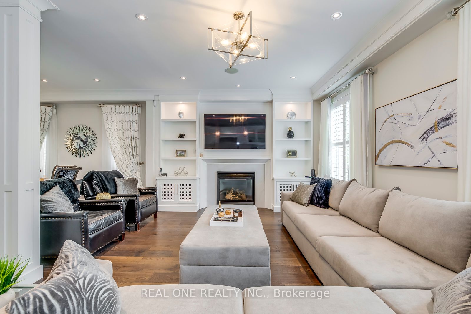 1169 Jezero Cres