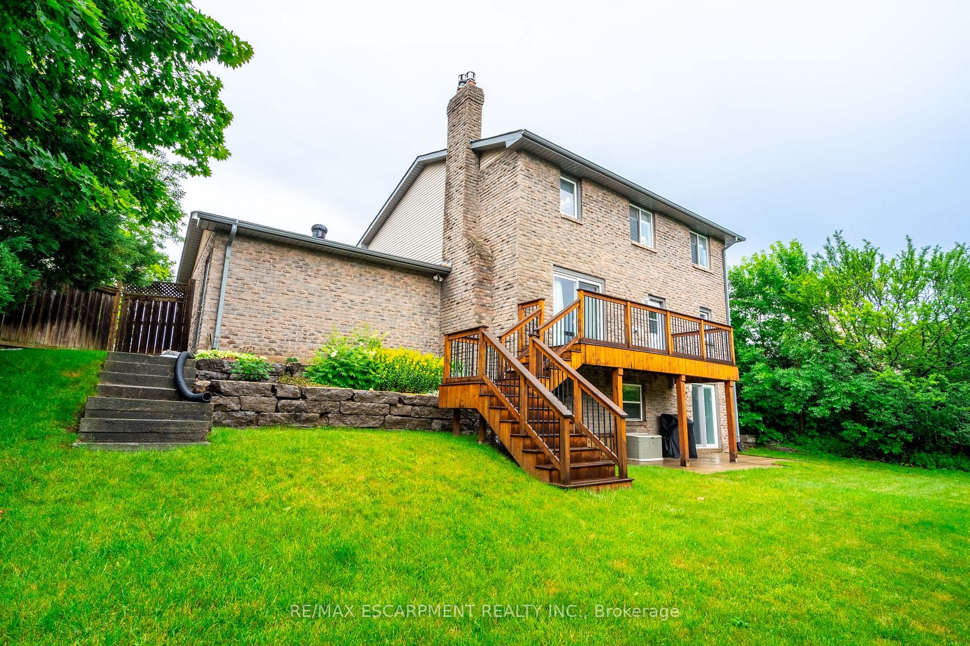 1454 Westbury Ave