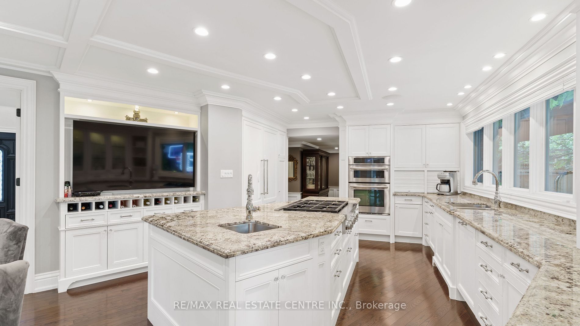 3638 St.Laurent Court