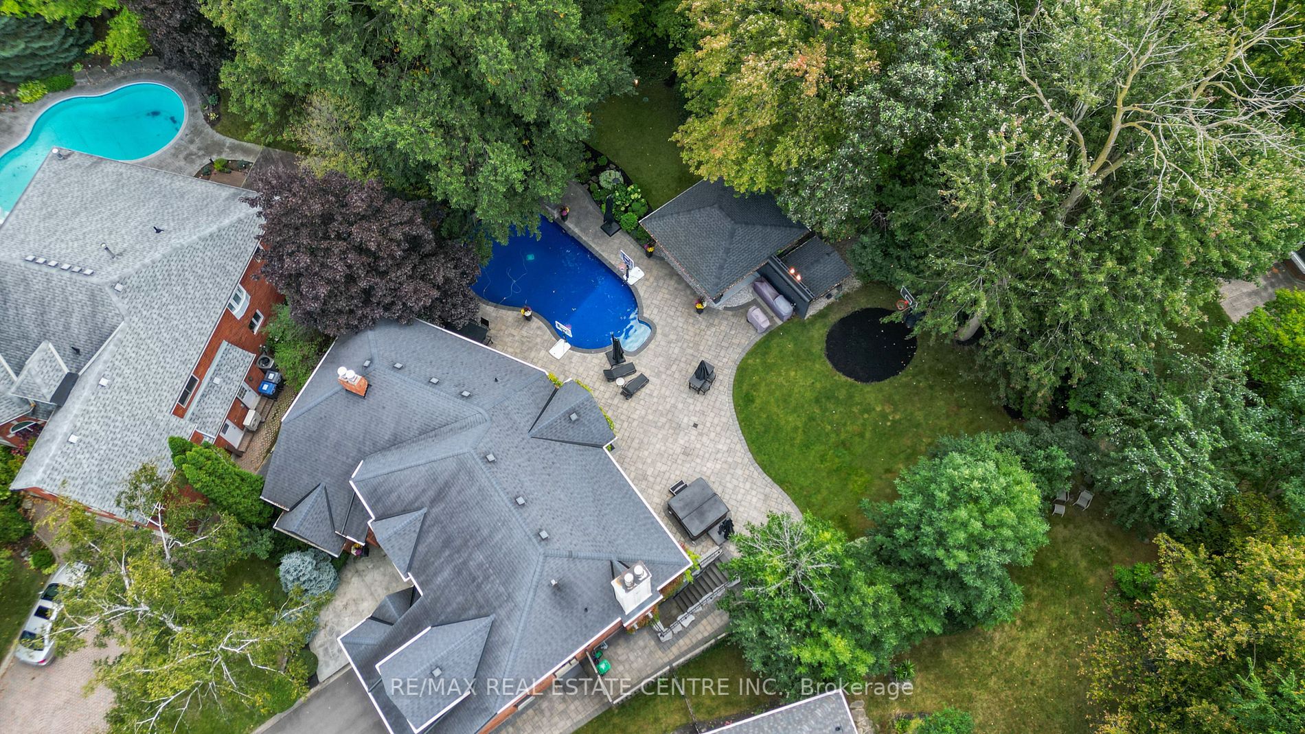 3638 St.Laurent Court