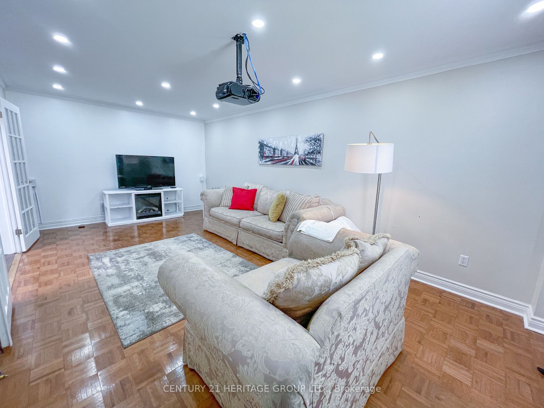 45 Taylorwood Ave