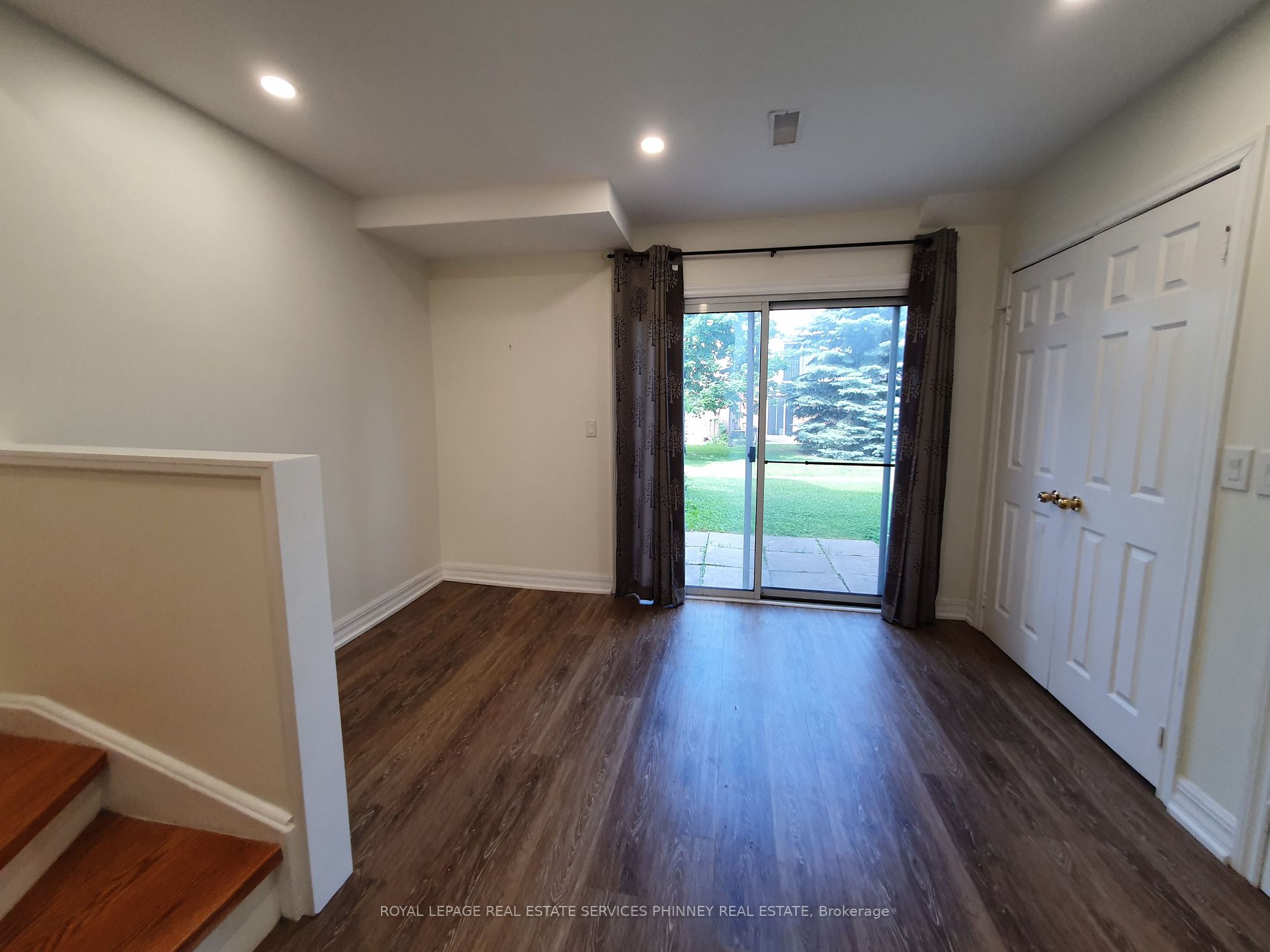 5030 Heatherleigh Avenue, #86