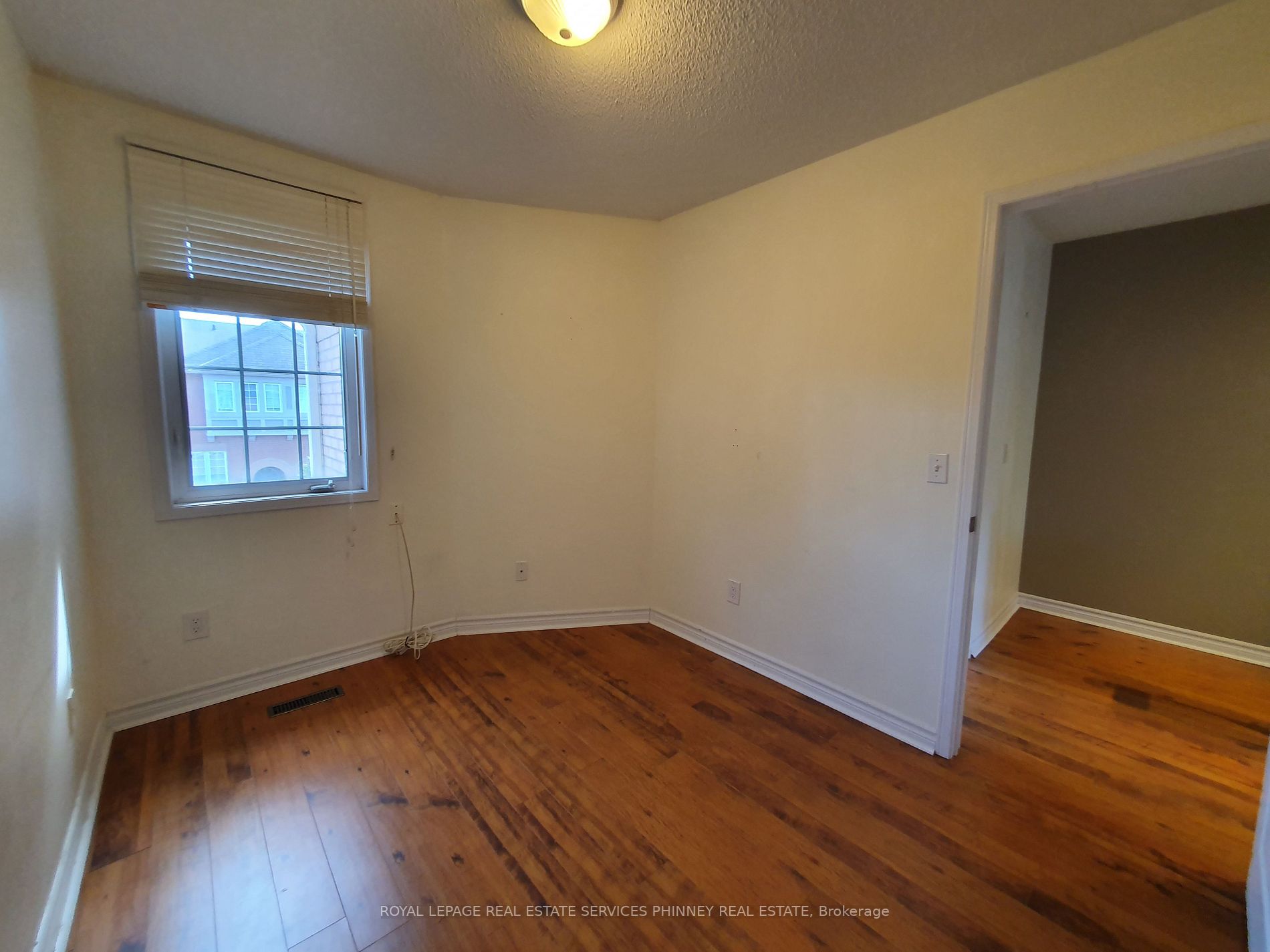 5030 Heatherleigh Avenue, #86