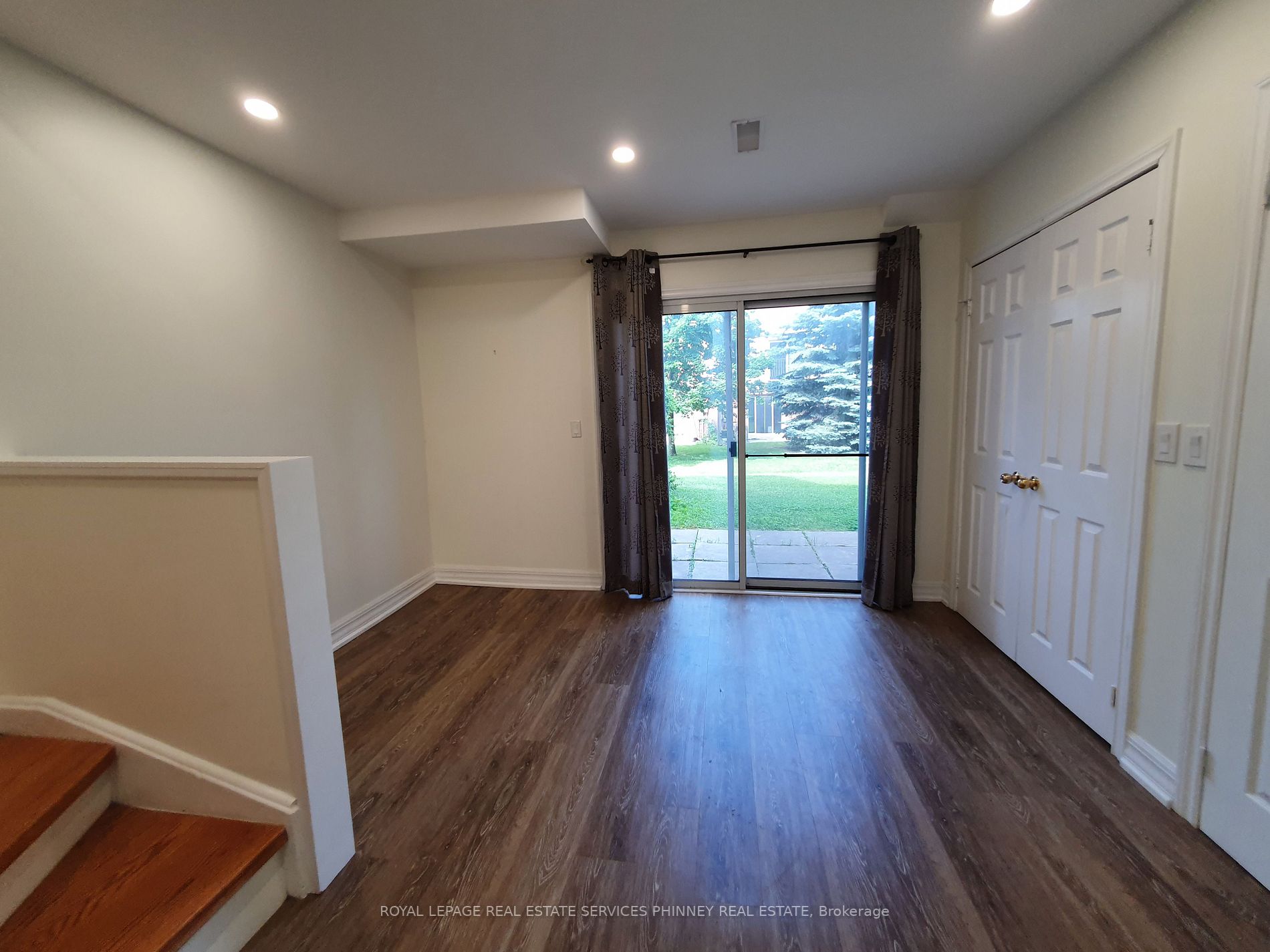 5030 Heatherleigh Avenue, #86