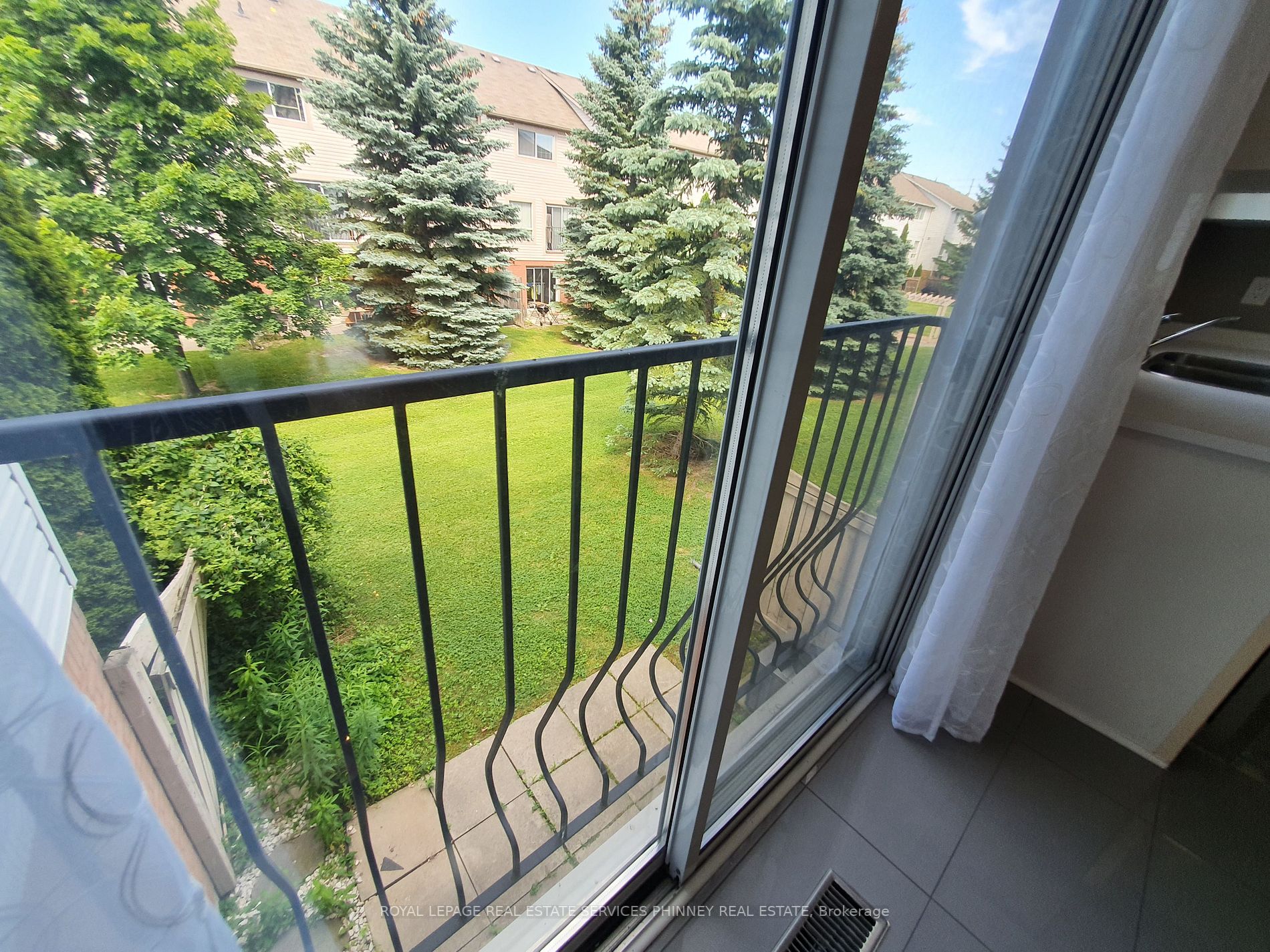 5030 Heatherleigh Avenue, #86