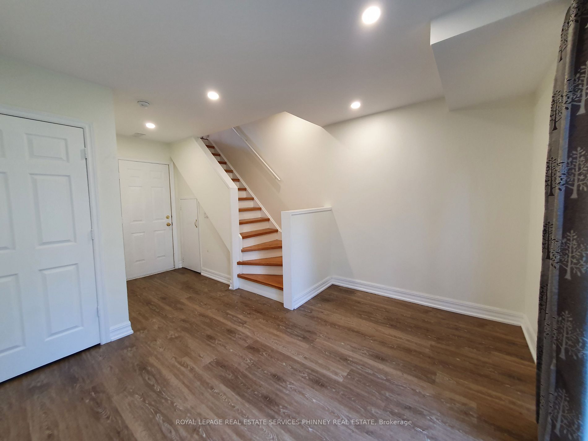 5030 Heatherleigh Avenue, #86