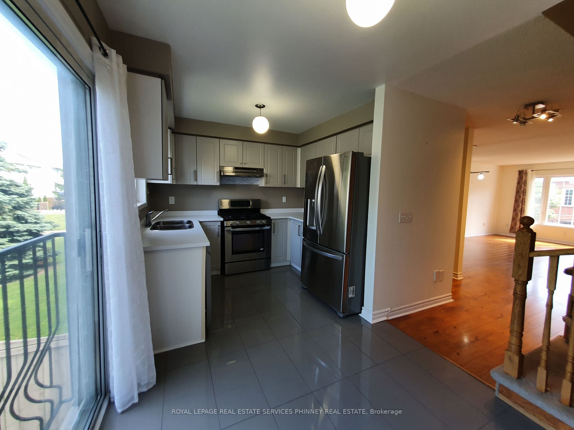 5030 Heatherleigh Avenue, #86