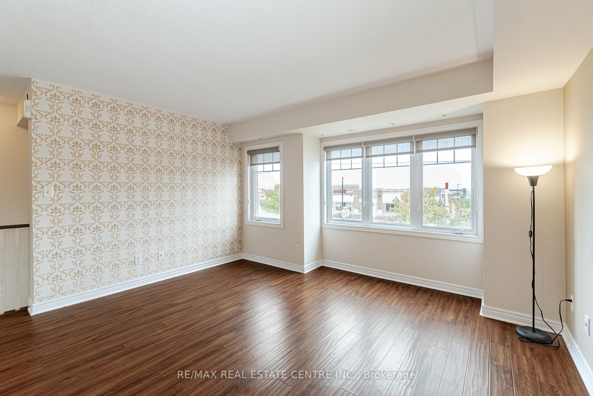 3985 Eglinton Avenue W, #5