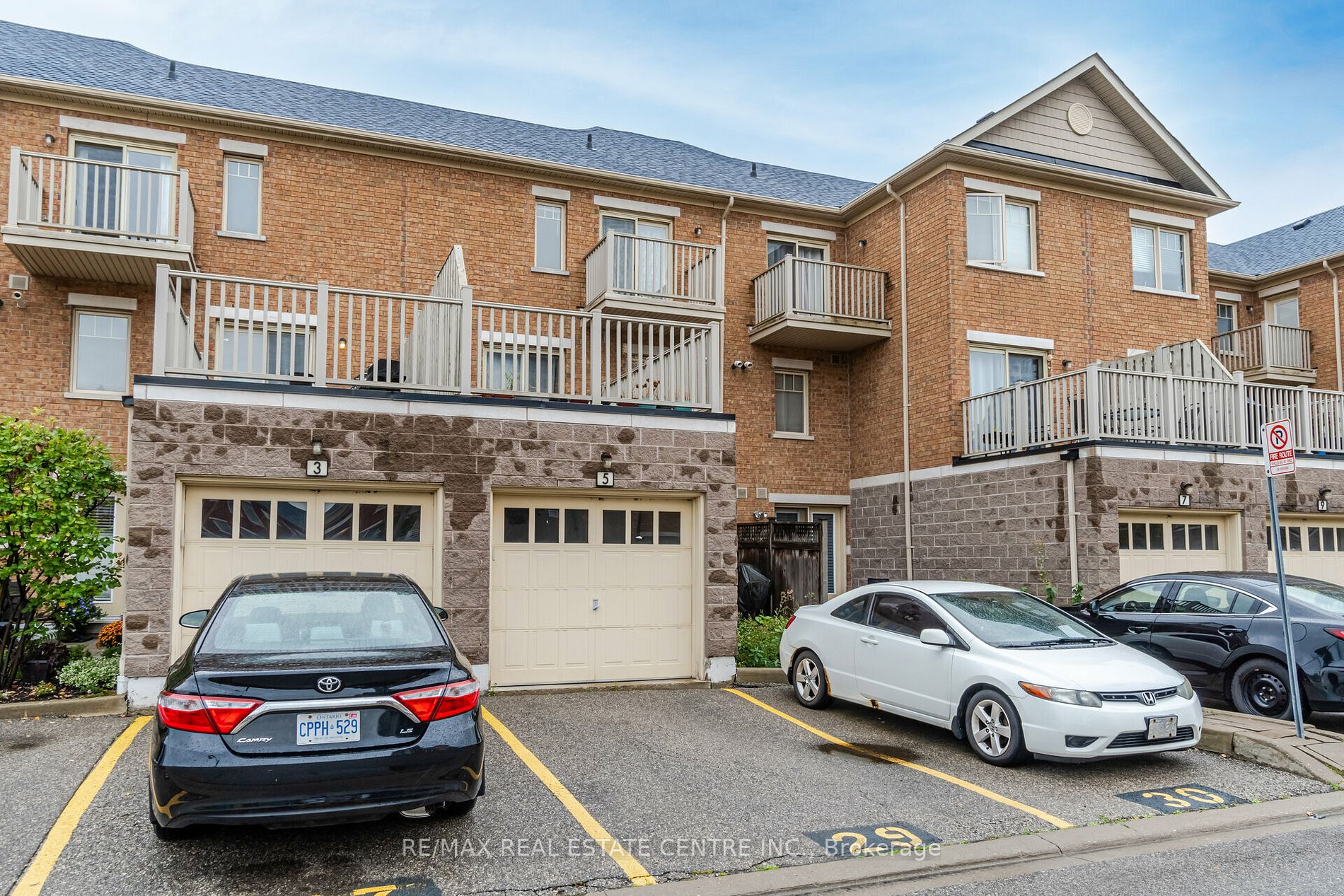 3985 Eglinton Ave W, #5