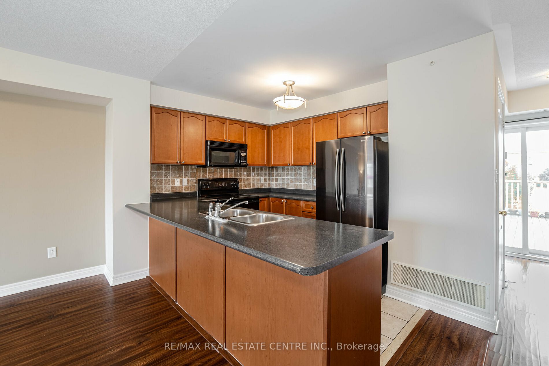 3985 Eglinton Avenue W, #5