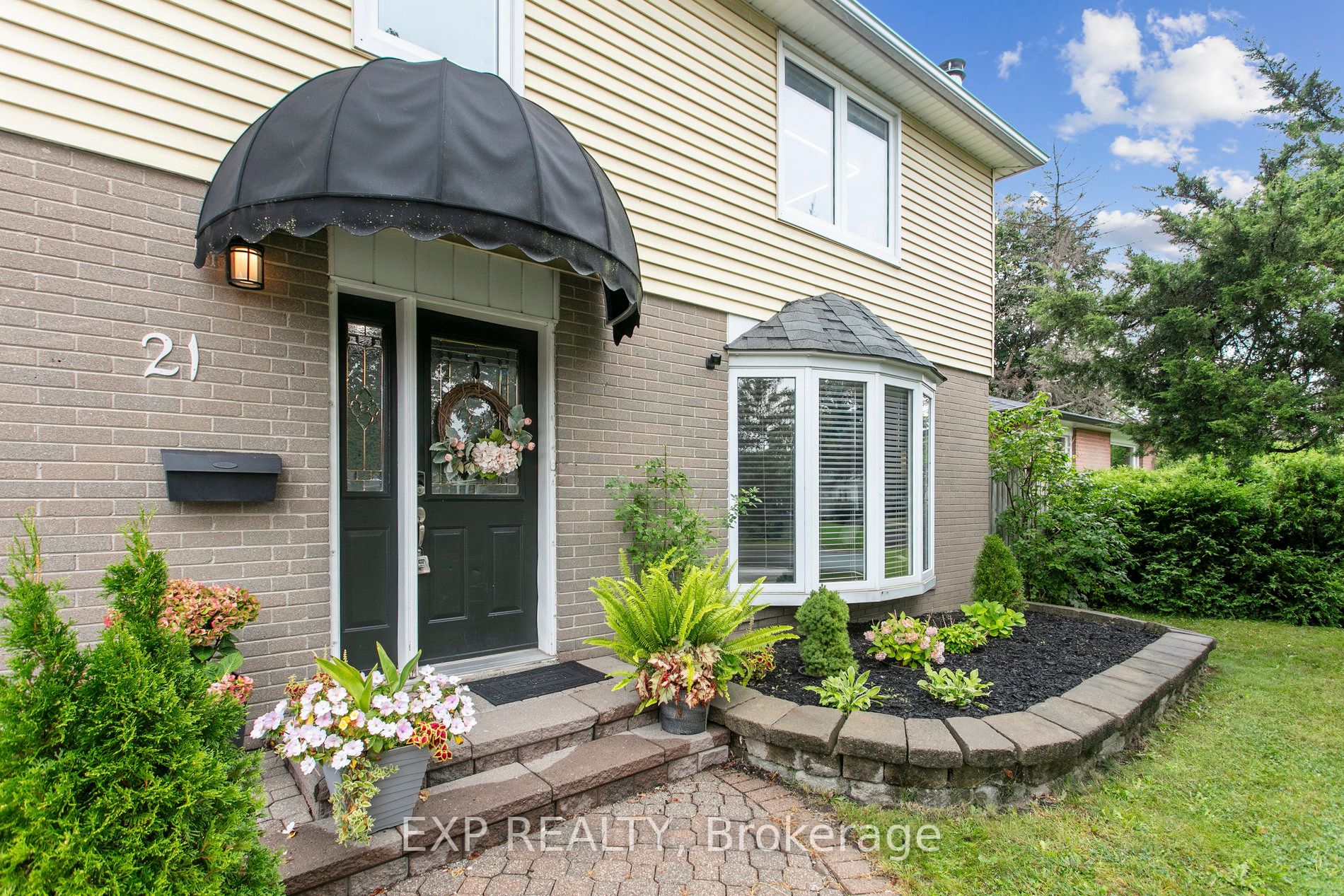 21 Fidelia Crescent