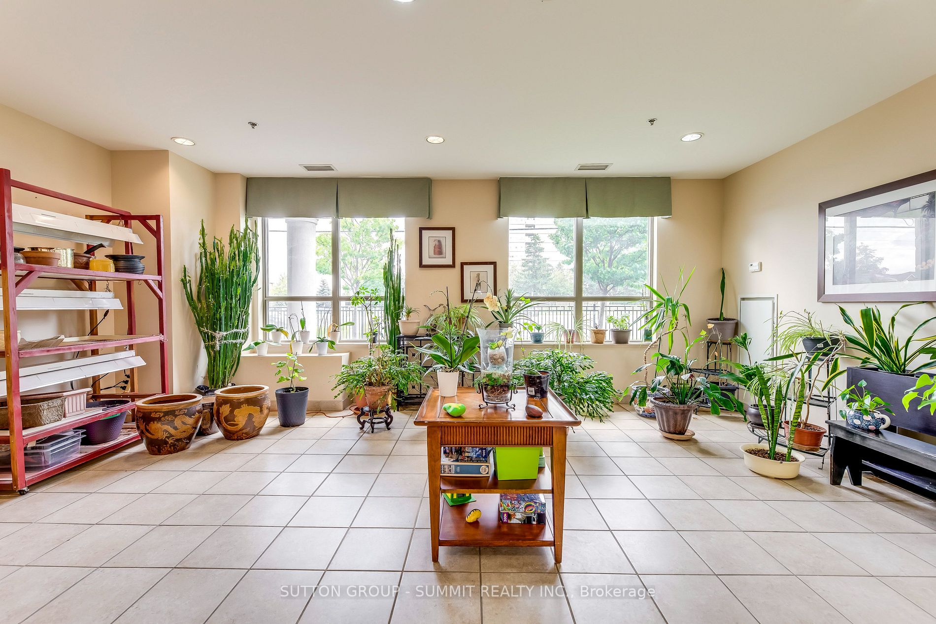 810 Scollard Court, #701