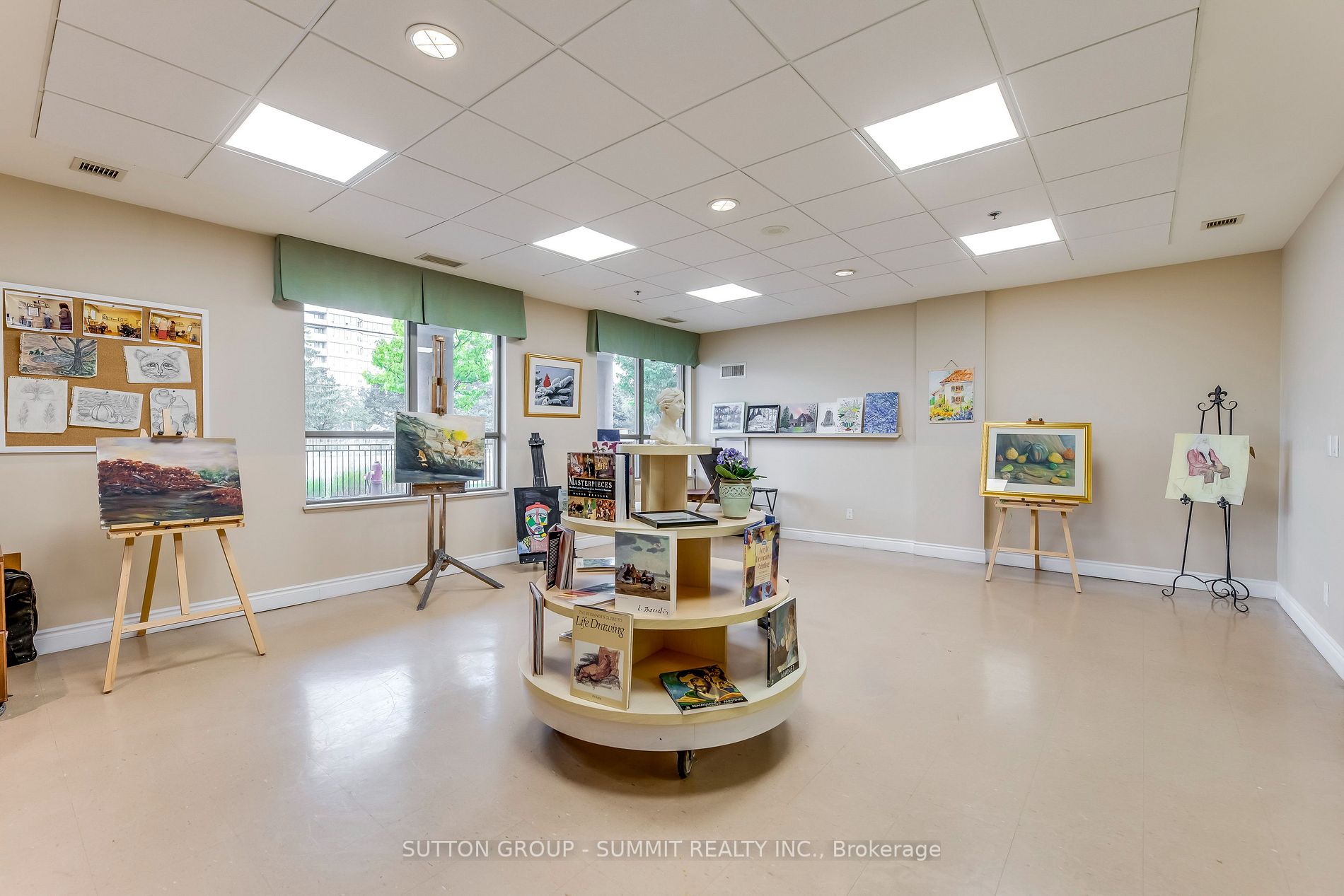 810 Scollard Court, #701