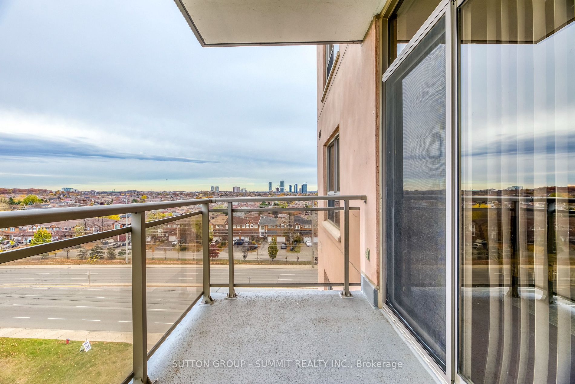 810 Scollard Court, #701