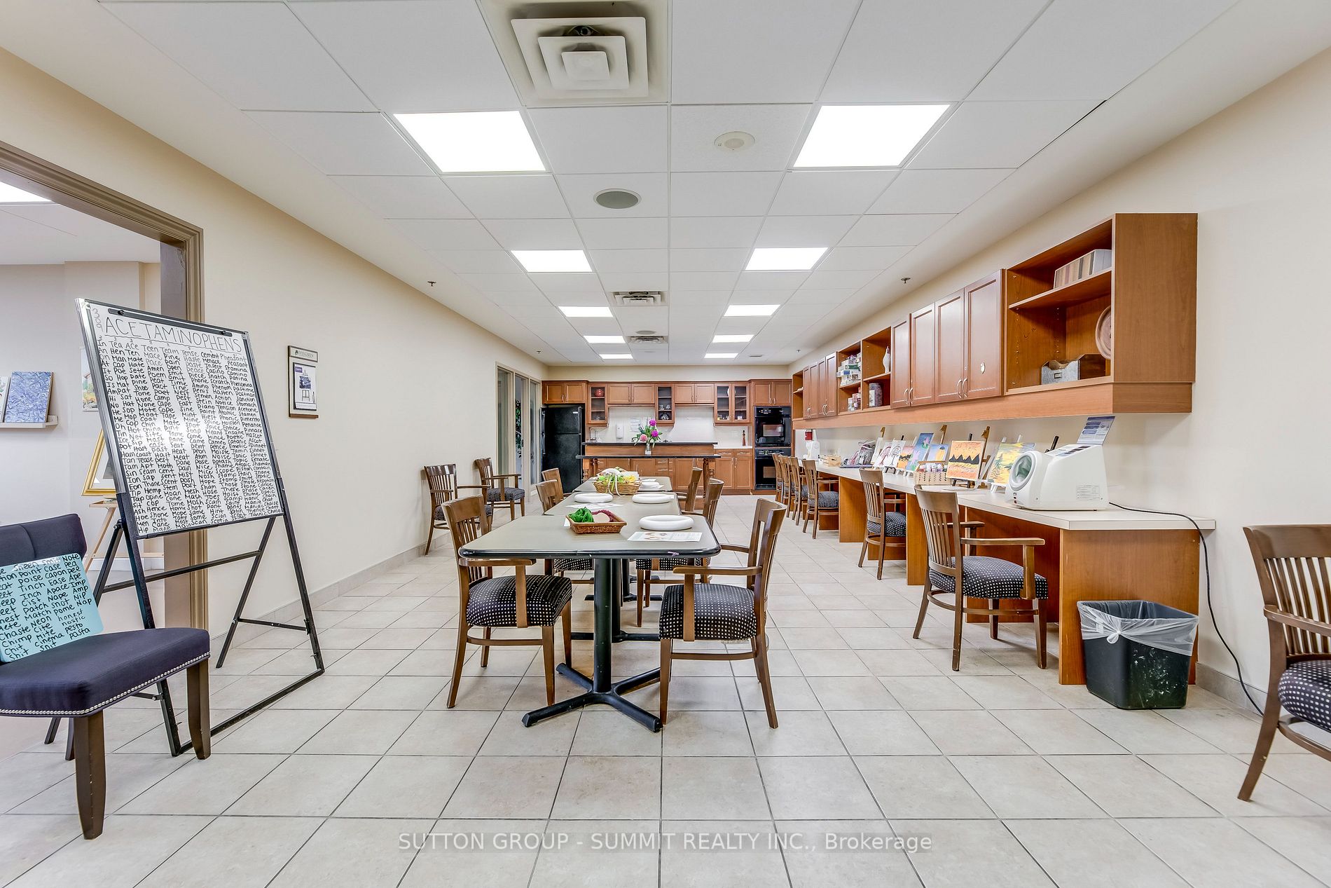 810 Scollard Court, #701