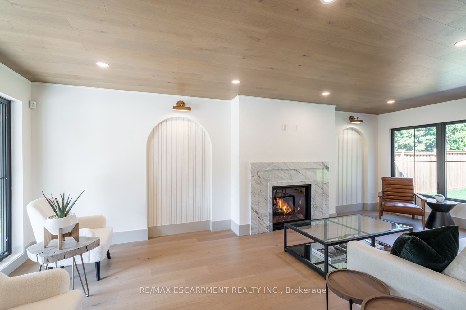 369 Swinburne Road