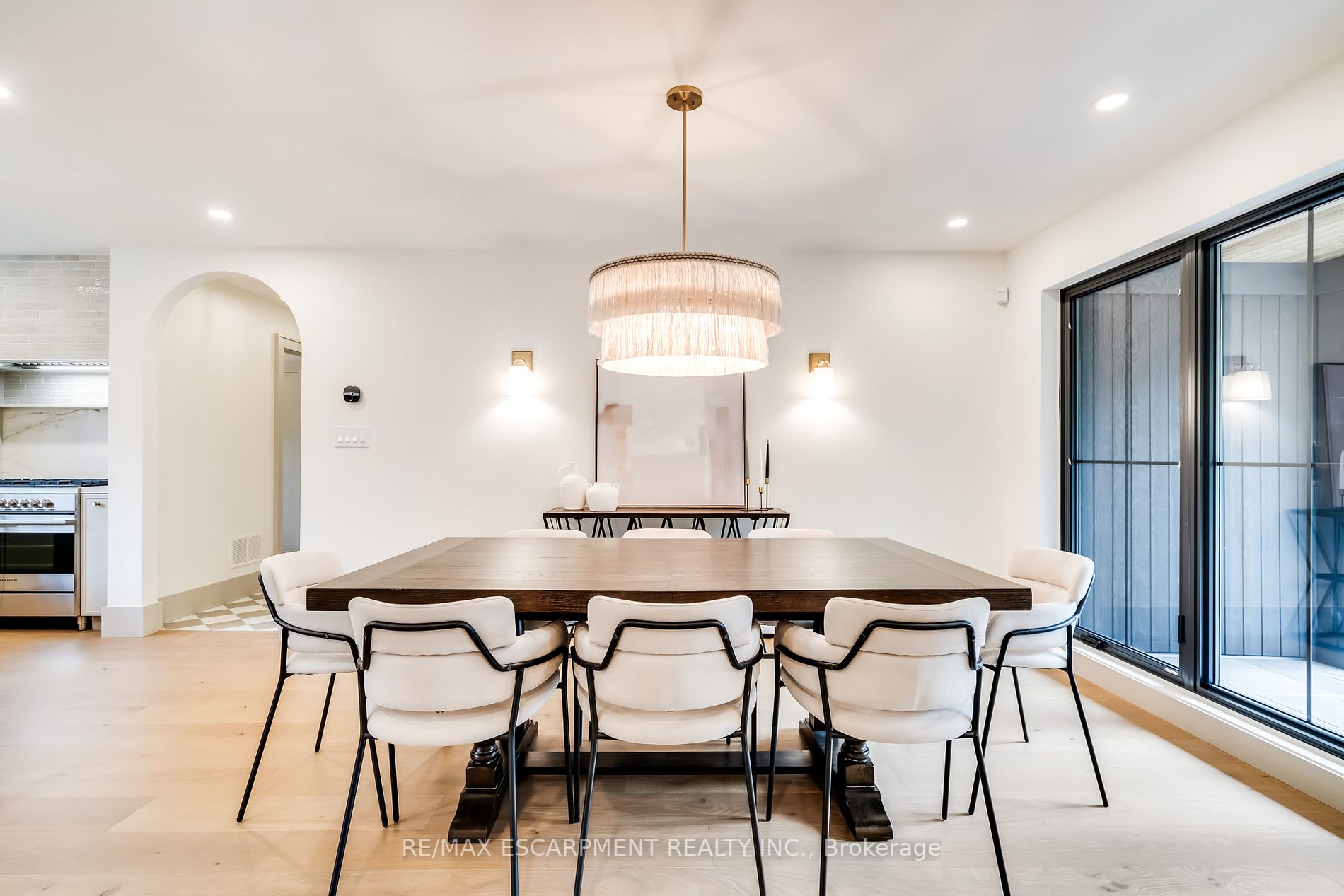 369 Swinburne Road