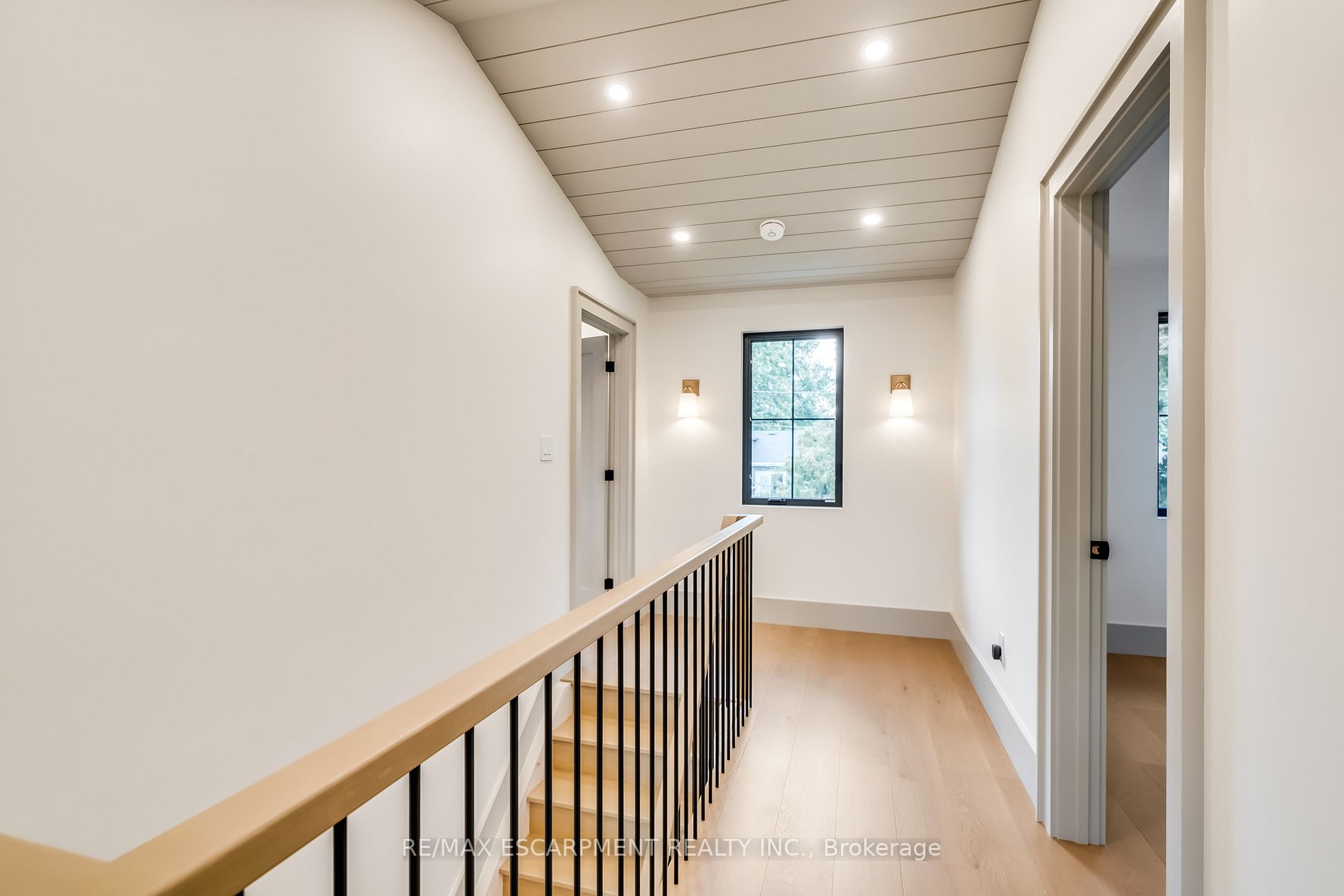 369 Swinburne Road