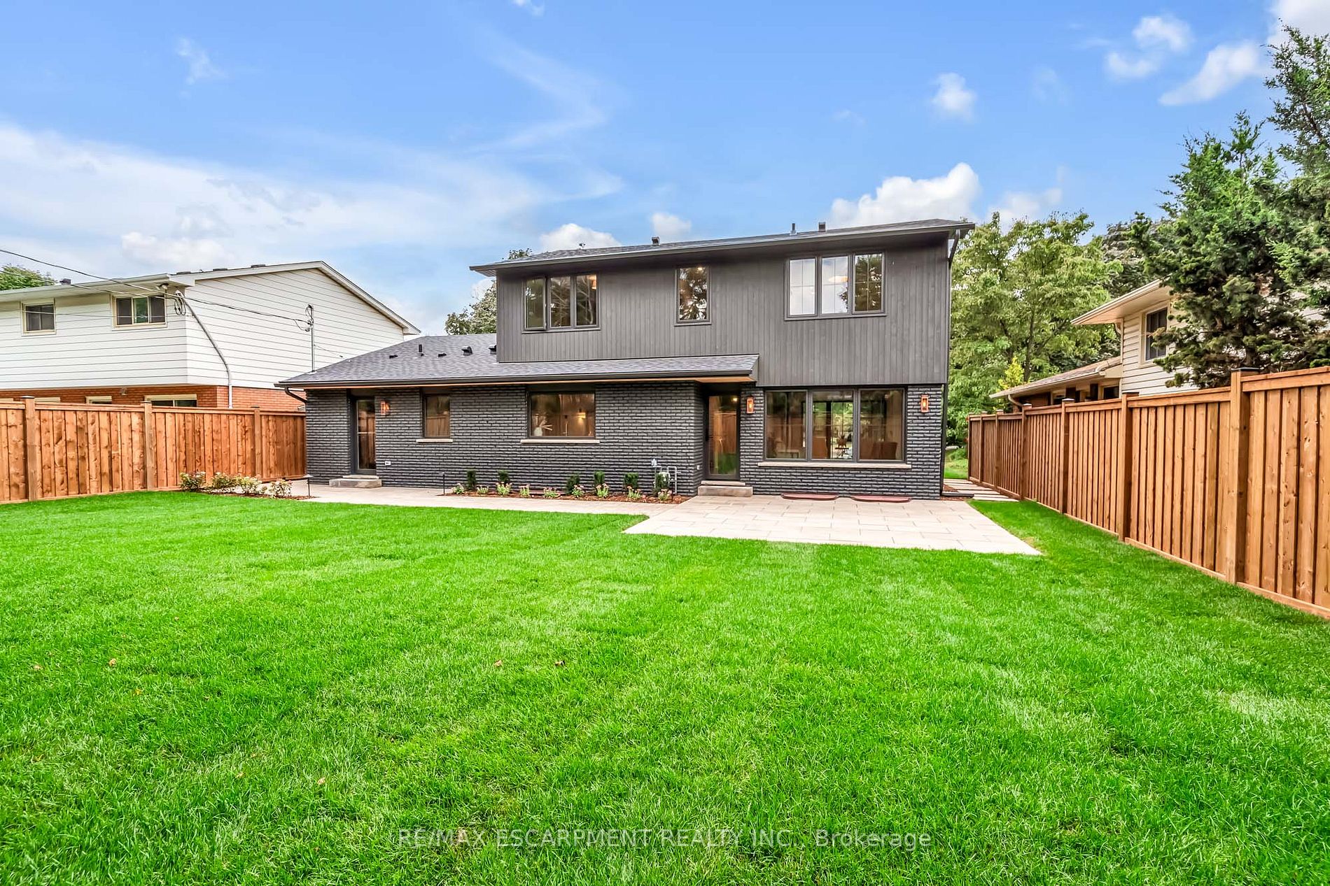 369 Swinburne Road