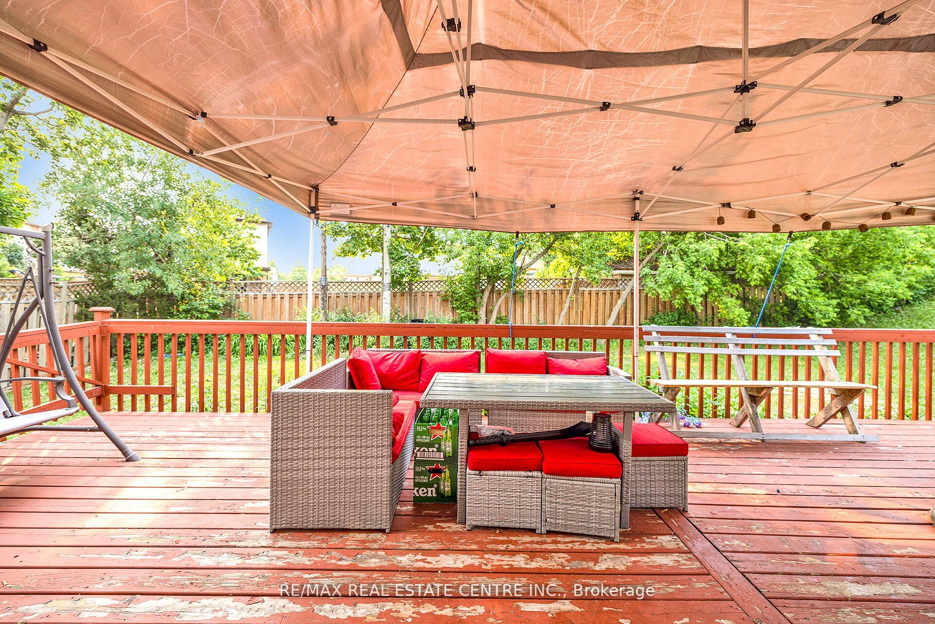26 Nepean Place