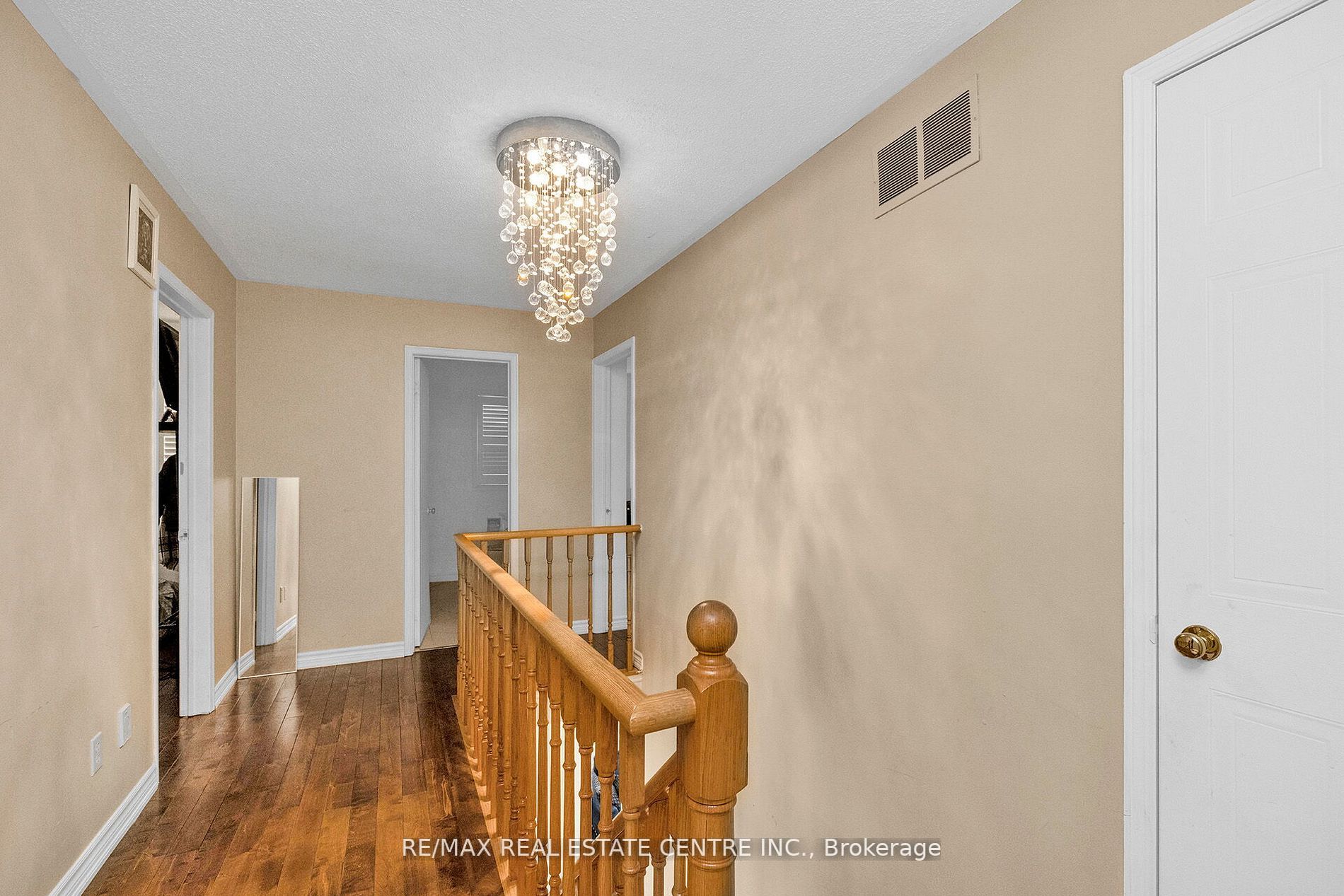 26 Nepean Place