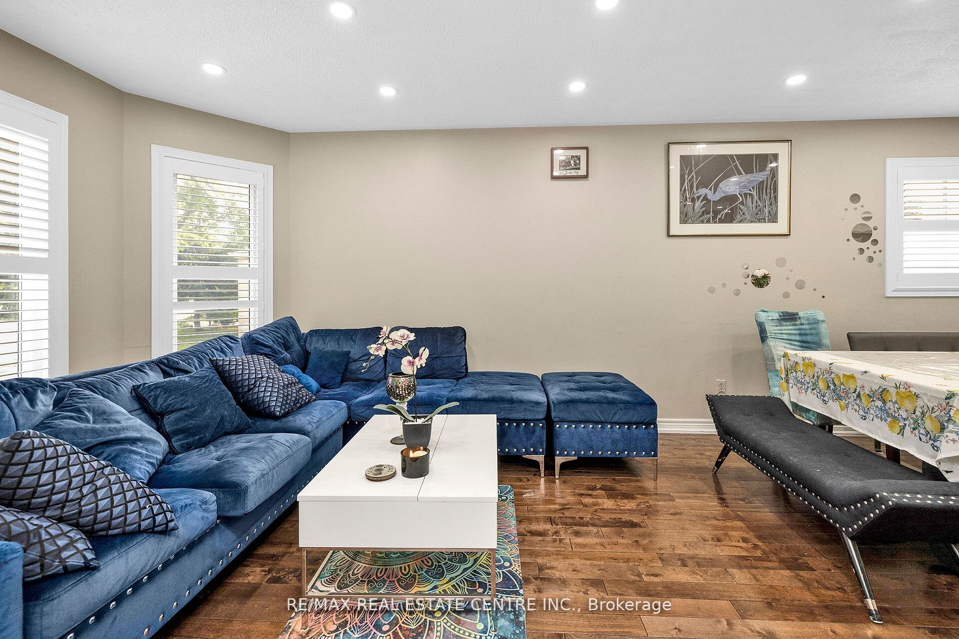 26 Nepean Place