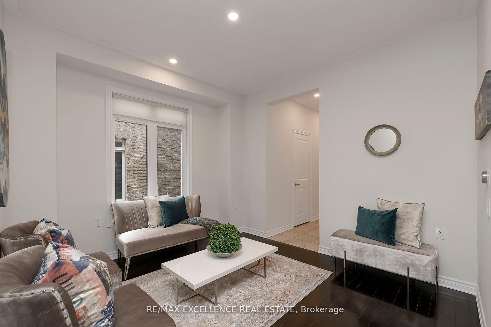 9 Sparrowbrook St