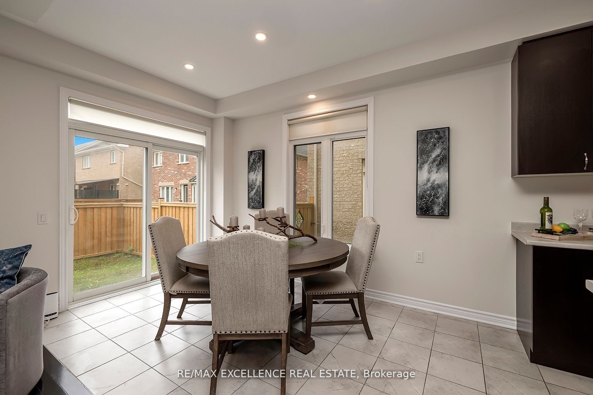 9 Sparrowbrook St