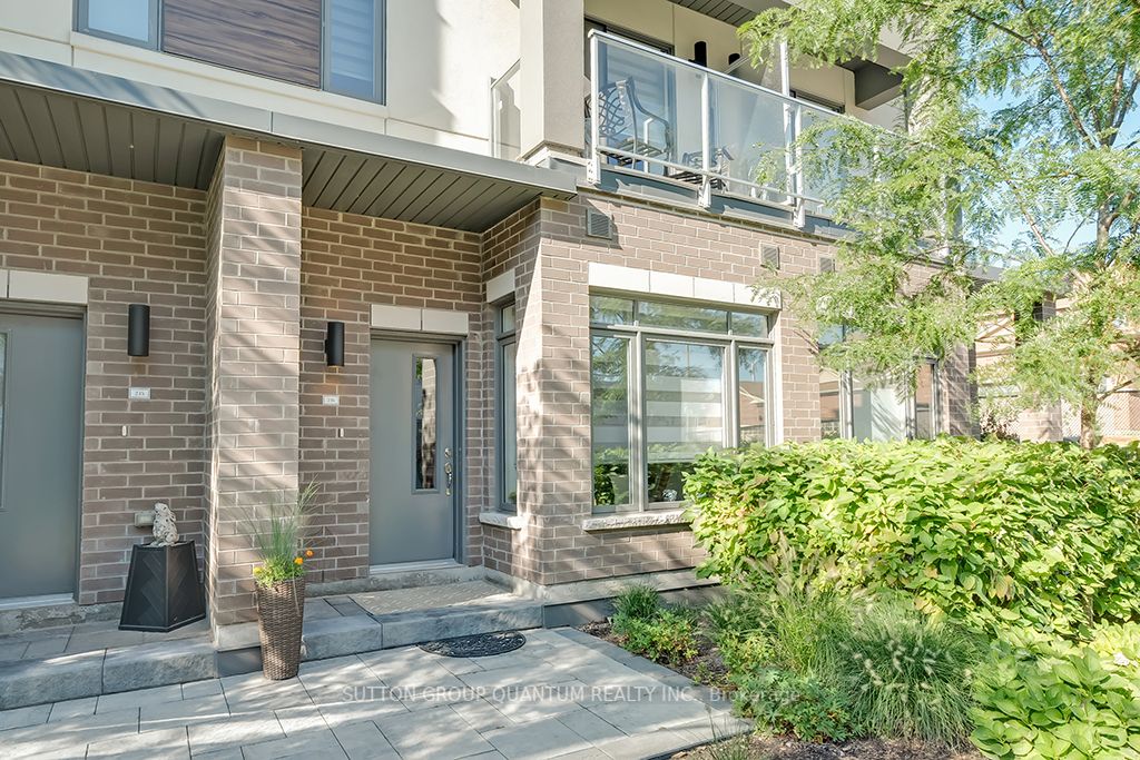 3074 Sixth Line, #236