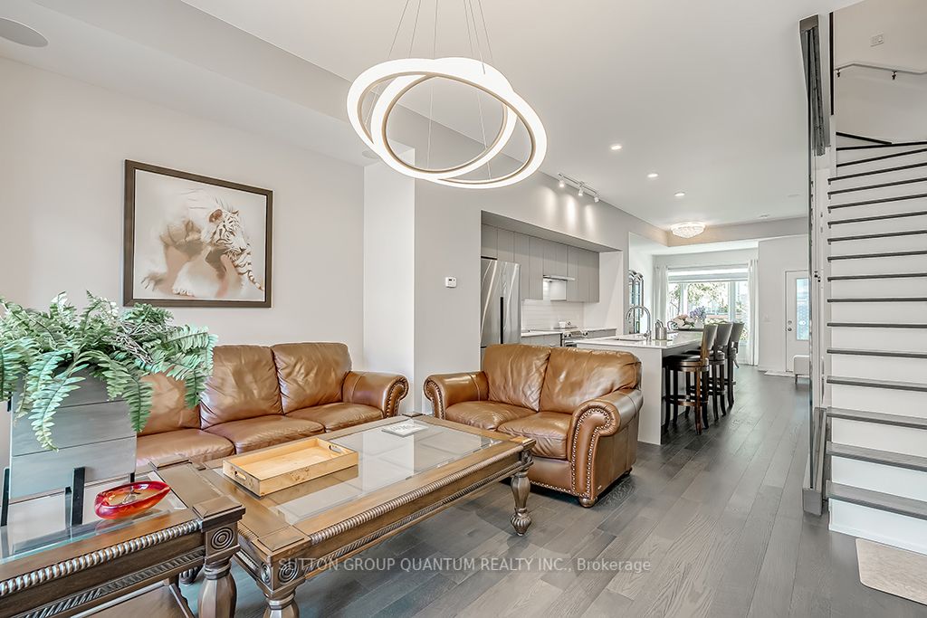 3074 Sixth Line, #236