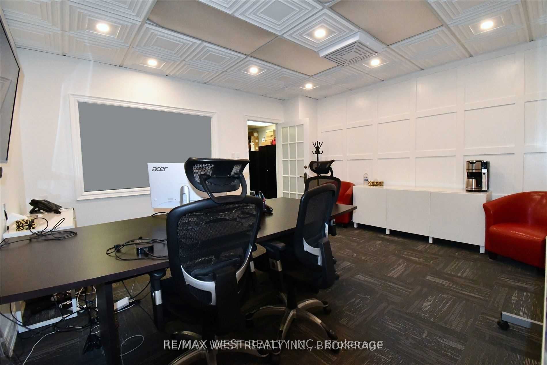1280 Finch Ave W, #410