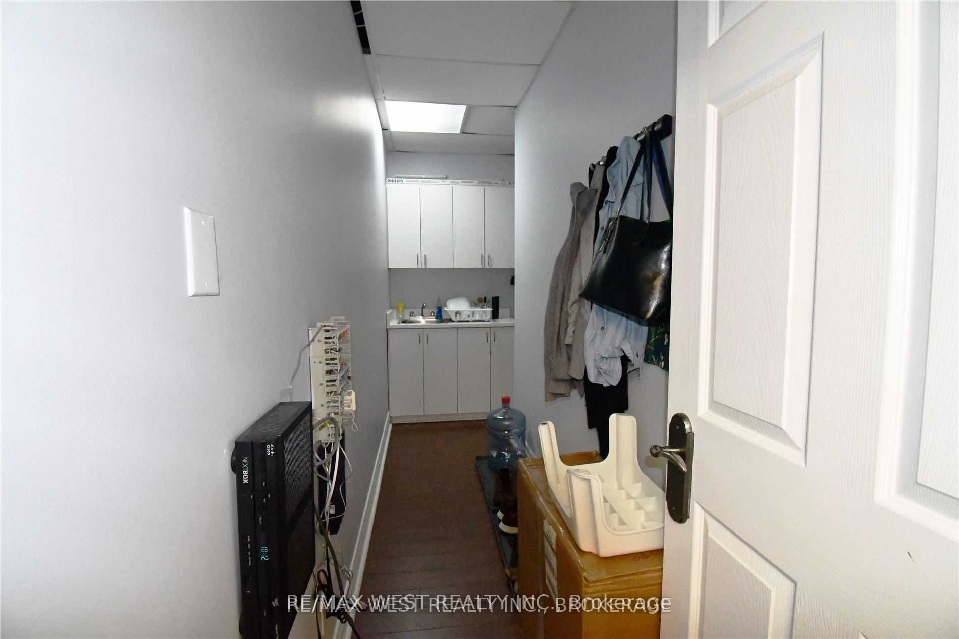 1280 Finch Ave W, #410