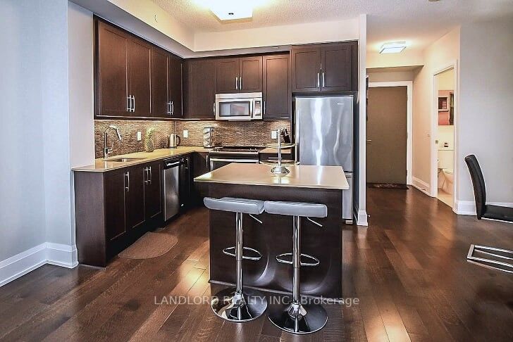 1 Old Mill Dr, #730