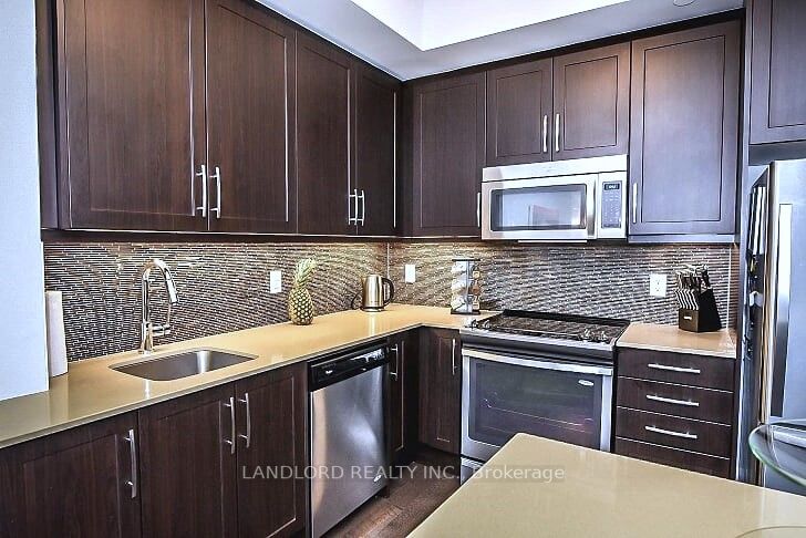 1 Old Mill Dr, #730