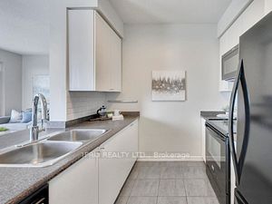 60 Heintzman St, #1613