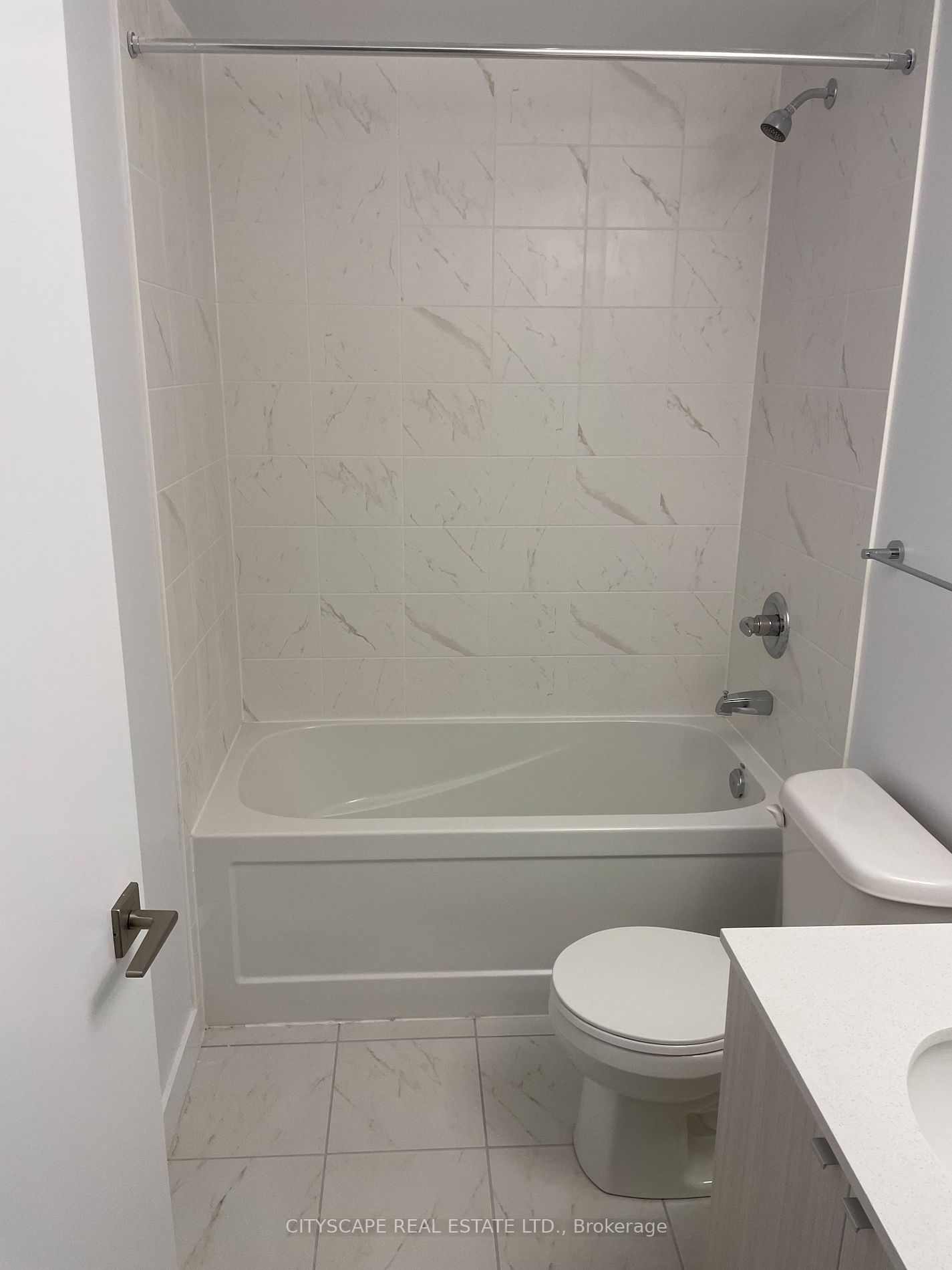 2443 Dufferin St, #210
