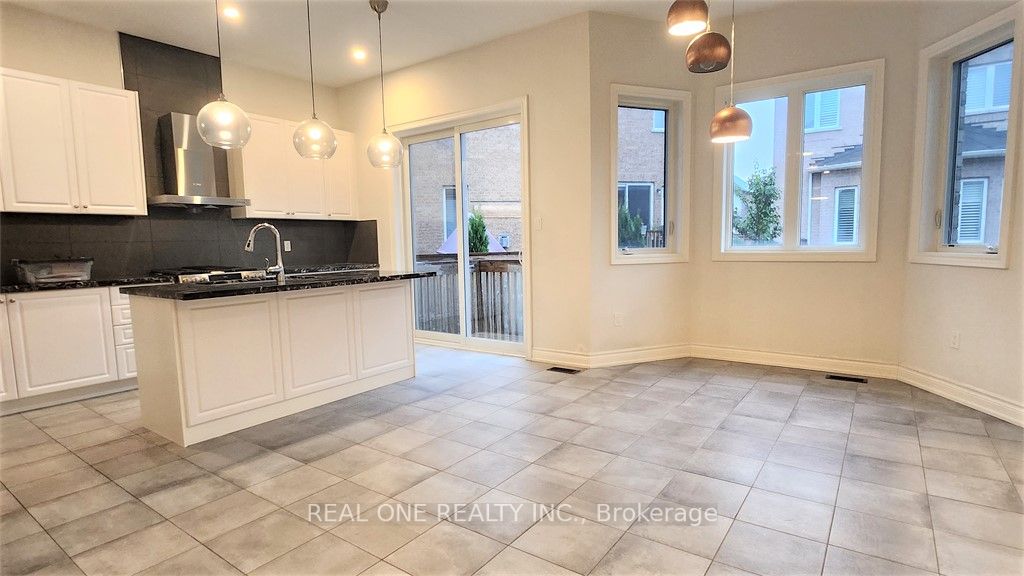 3300 Meadow Marsh Cres