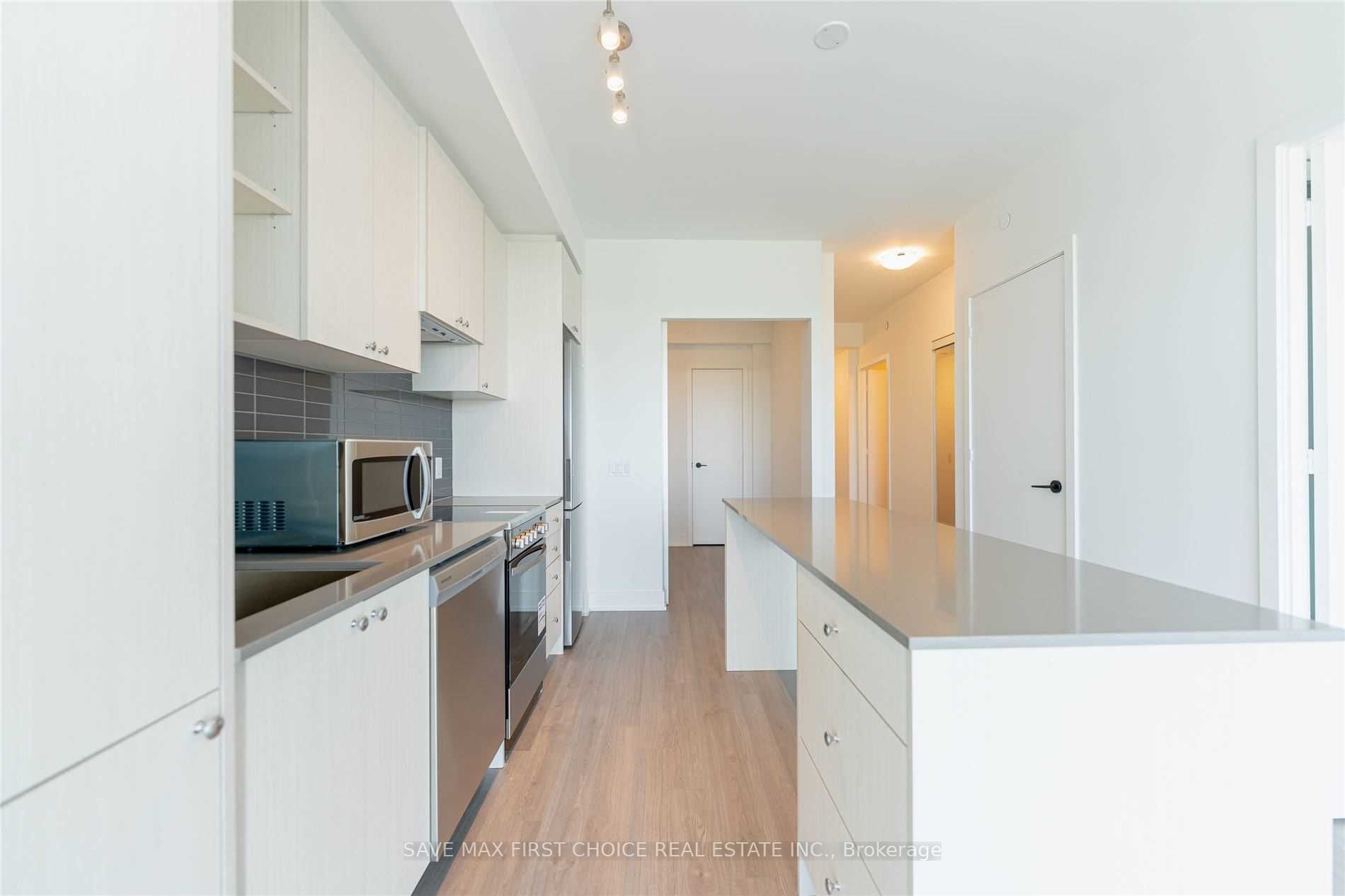 50 George Butchart Dr, #802