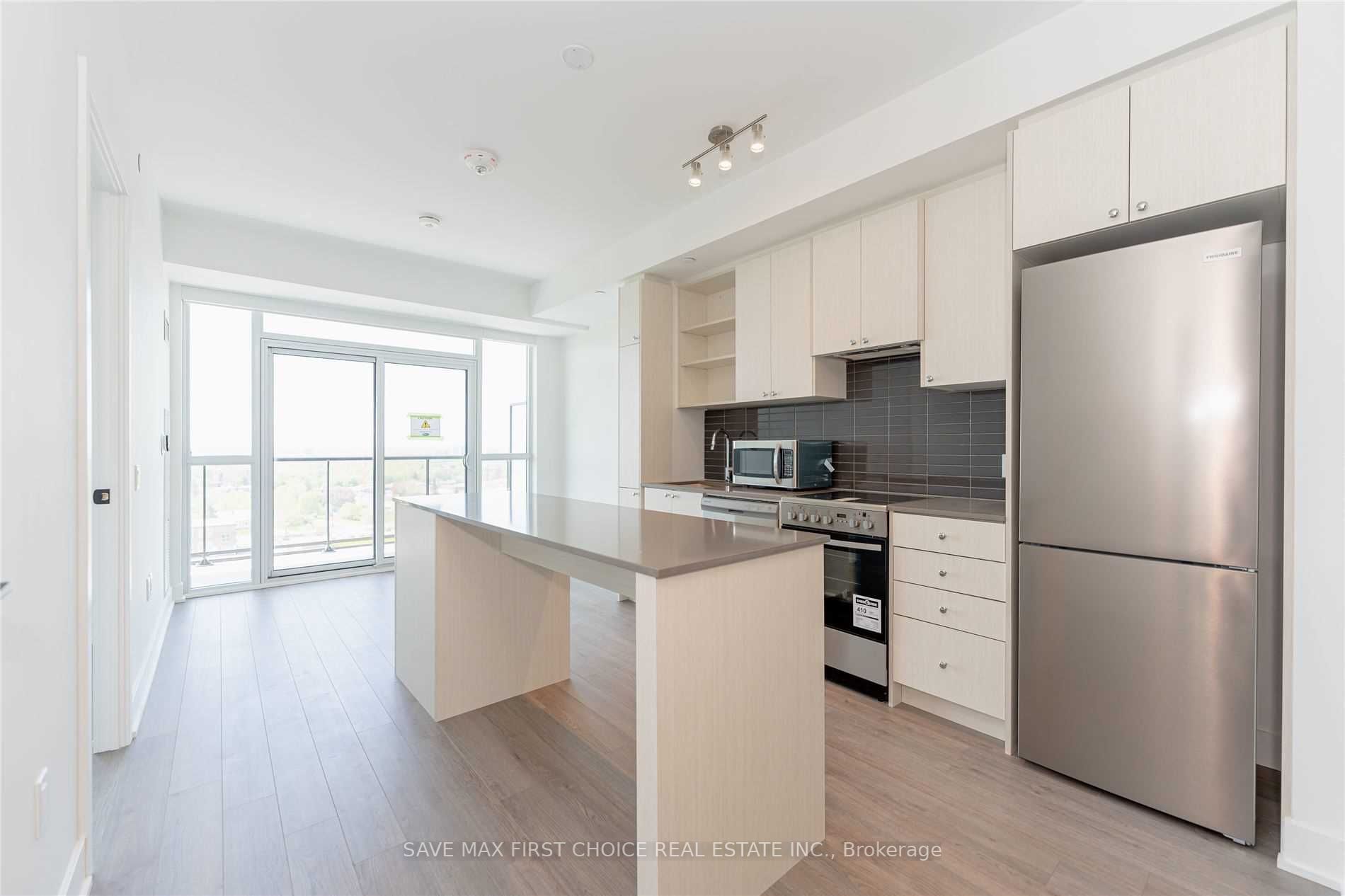 50 George Butchart Dr, #802