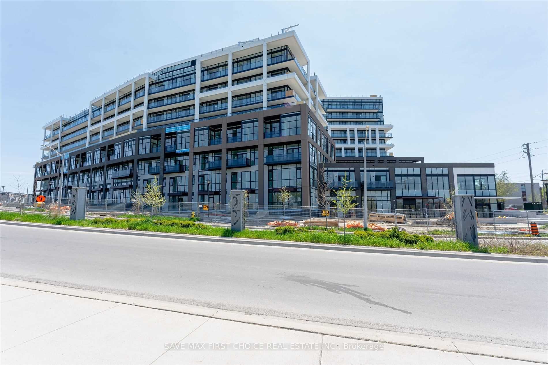 50 George Butchart Dr, #802