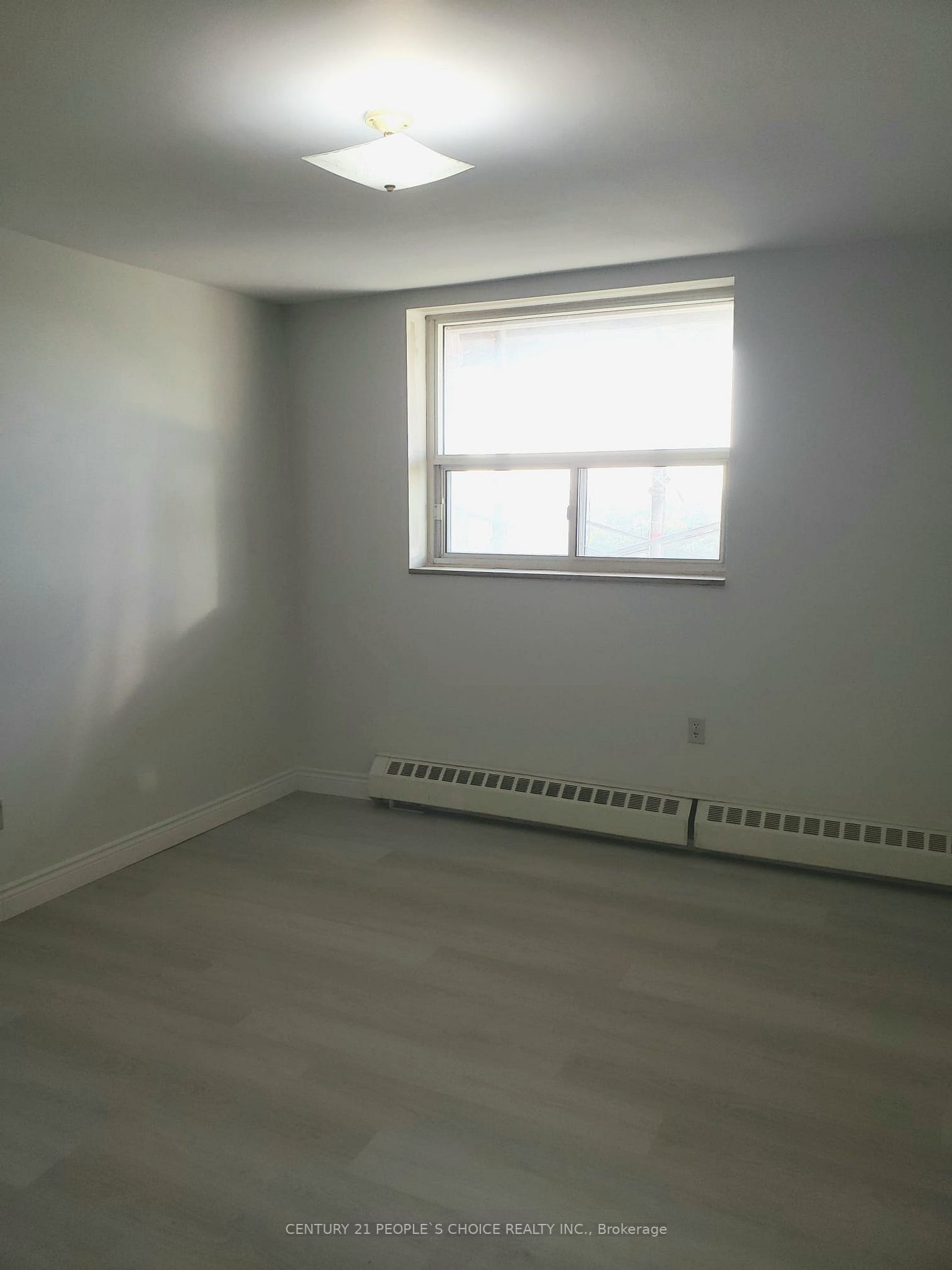 3533 Derry Road E, #801