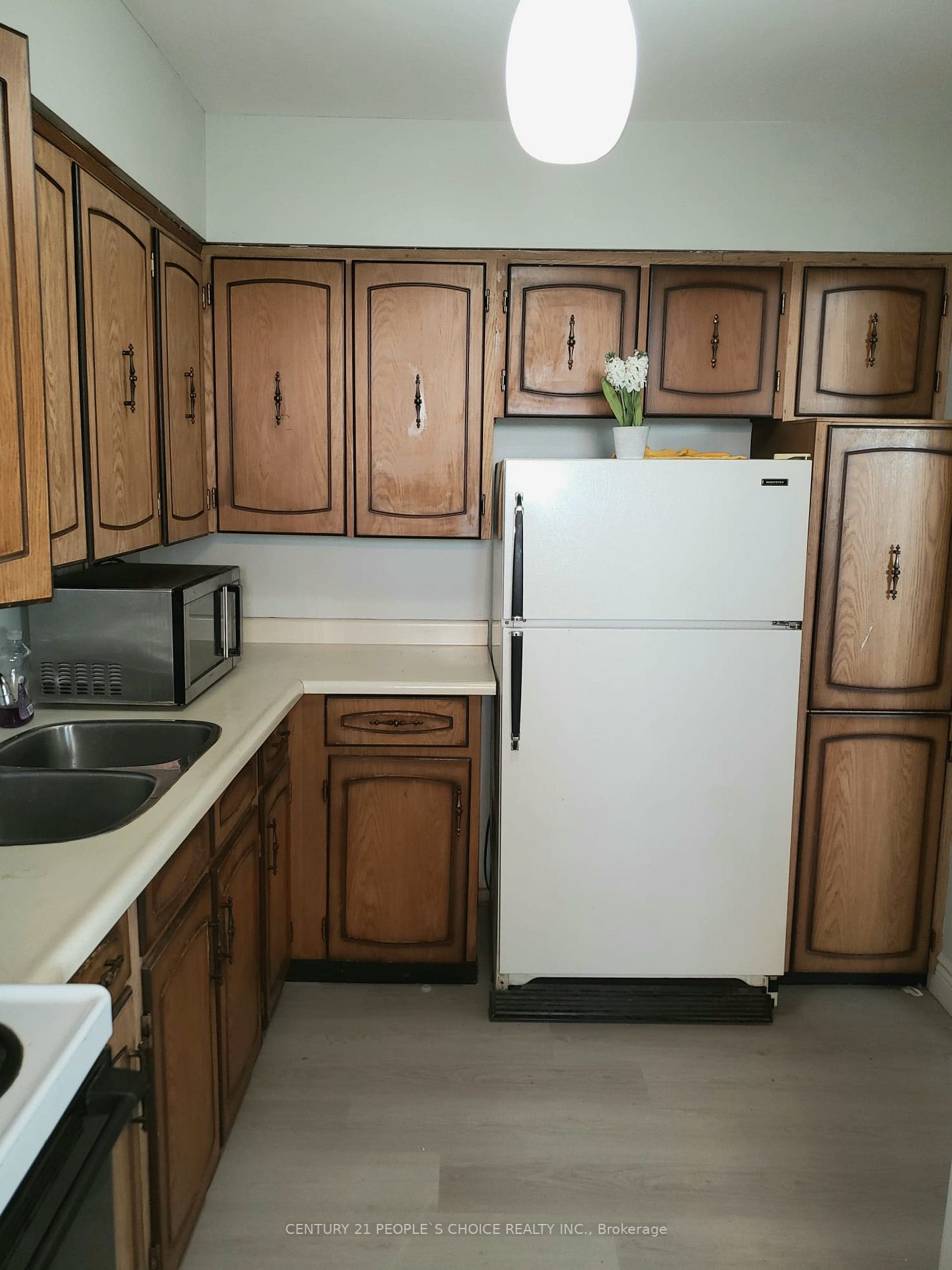 3533 Derry Road E, #801
