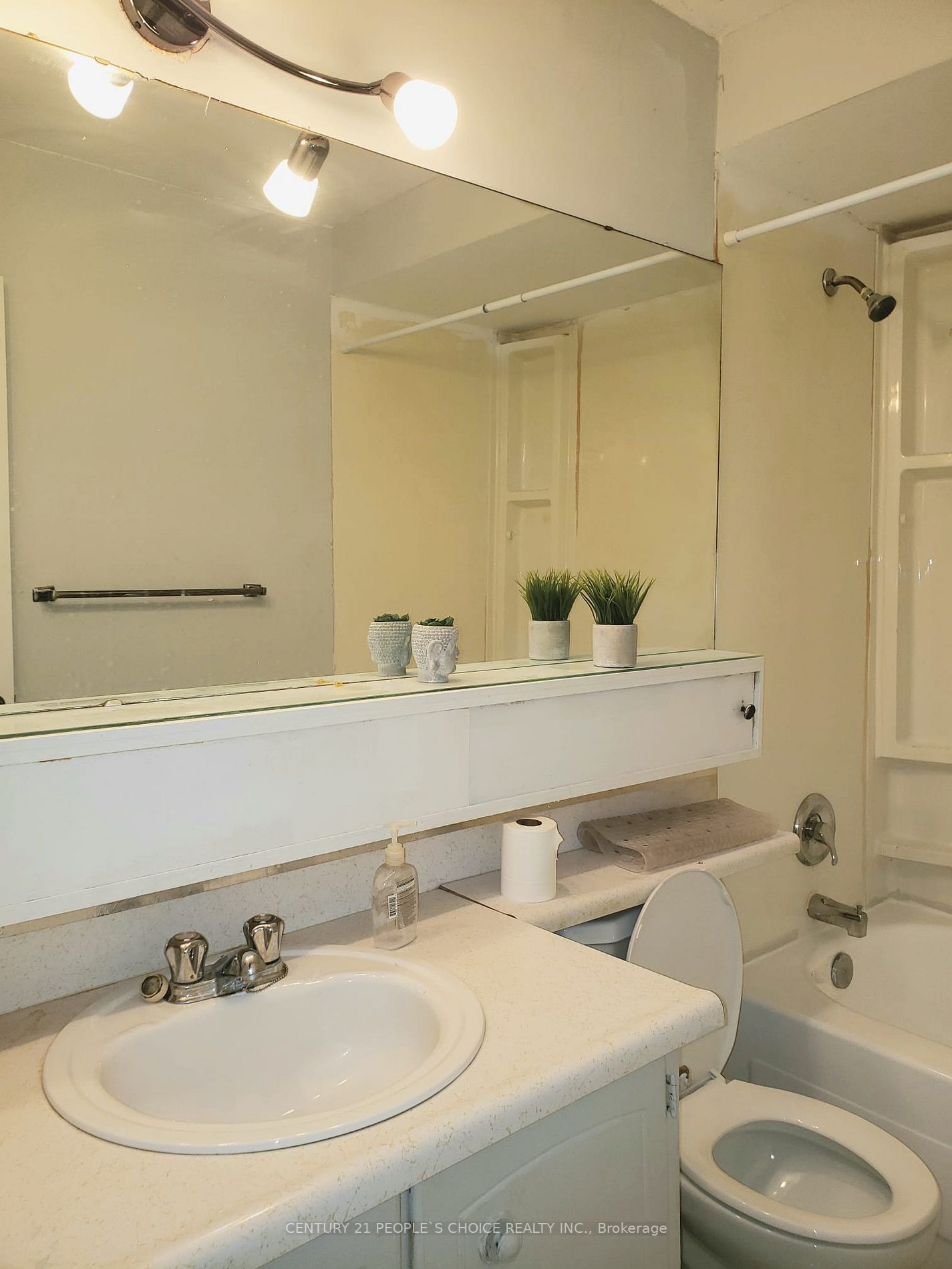 3533 Derry Road E, #801