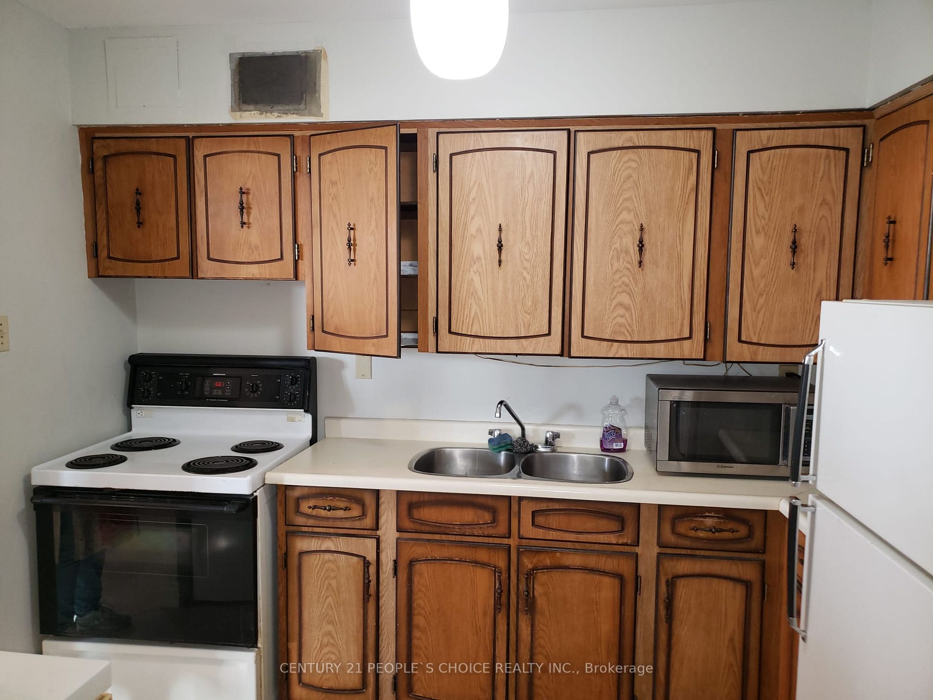 3533 Derry Road E, #801