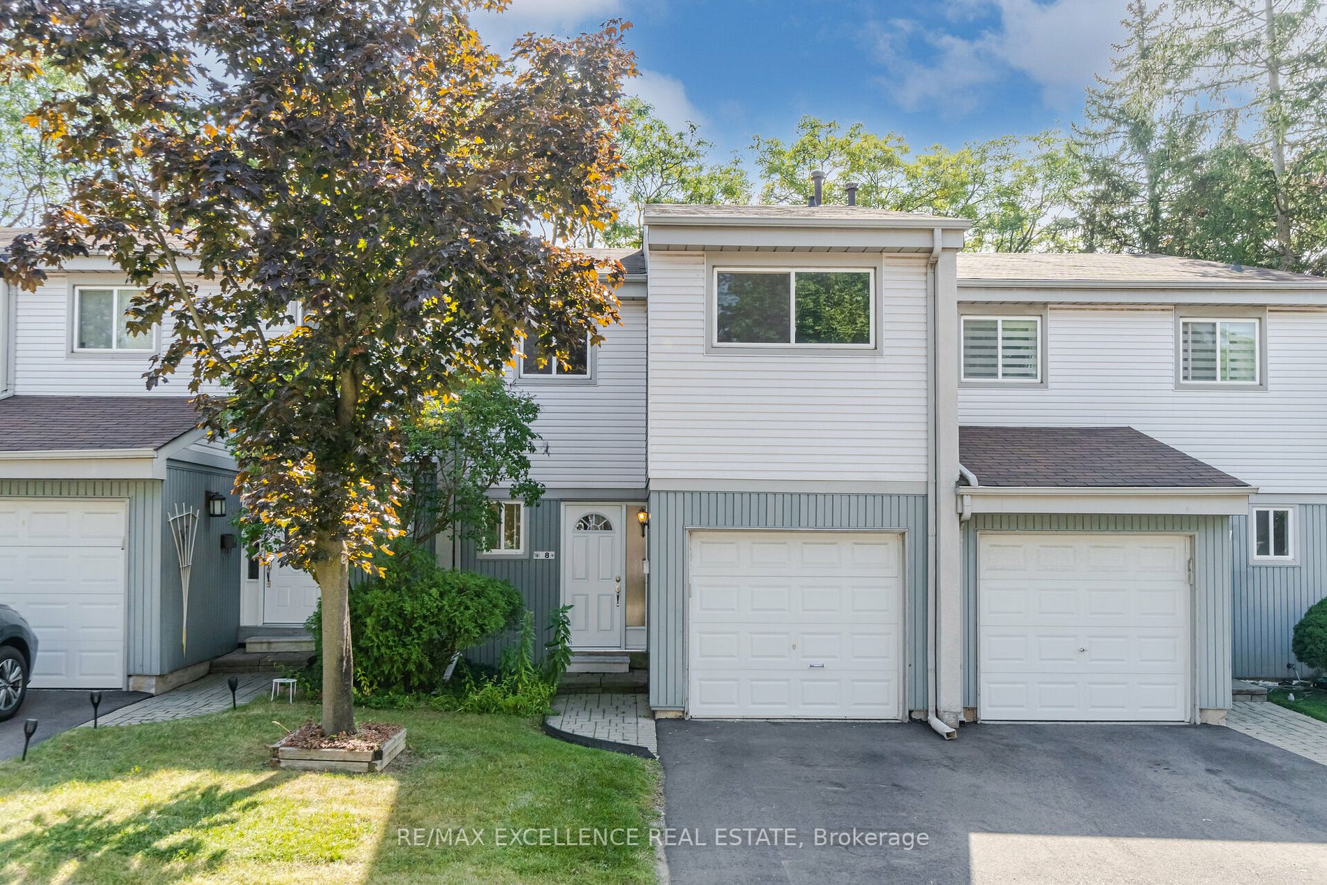 121 Falconer Dr, #8