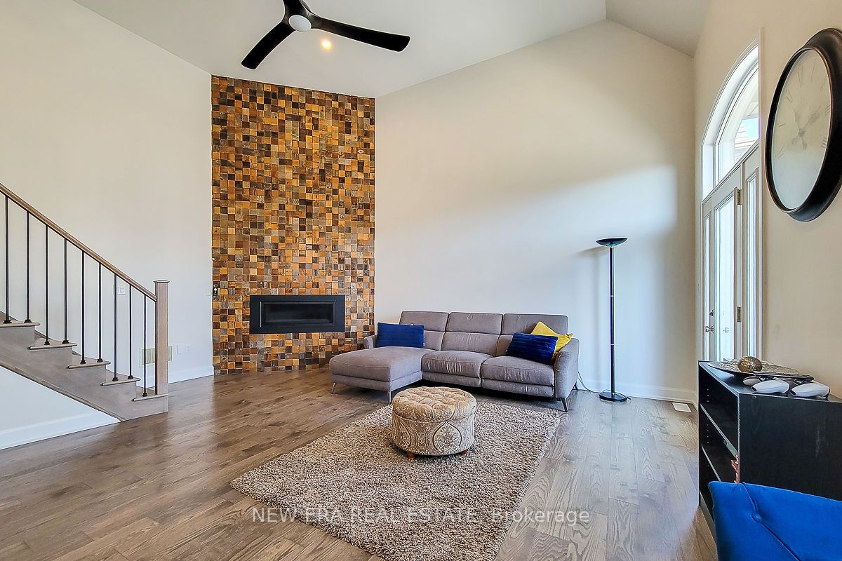 3337 Mintwood Circle