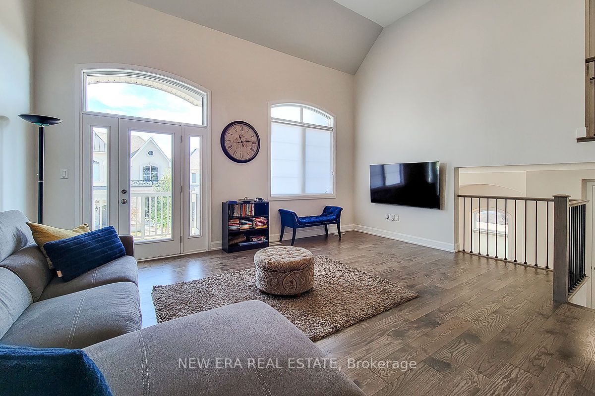 3337 Mintwood Circle