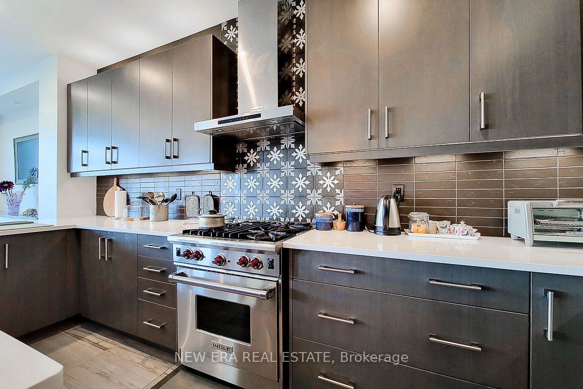 3337 Mintwood Circle